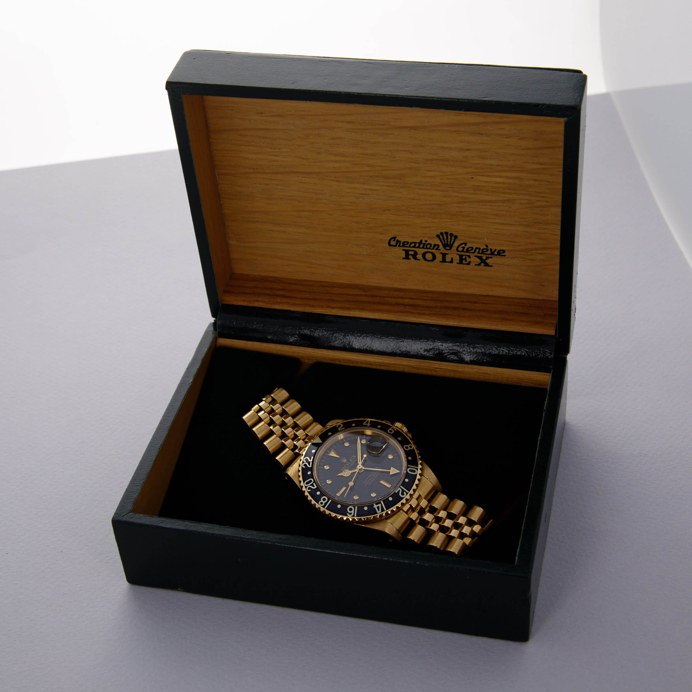 Rolex GMT-Master 16758 18k YG Black Nipple Dial | Auctions | Loupe