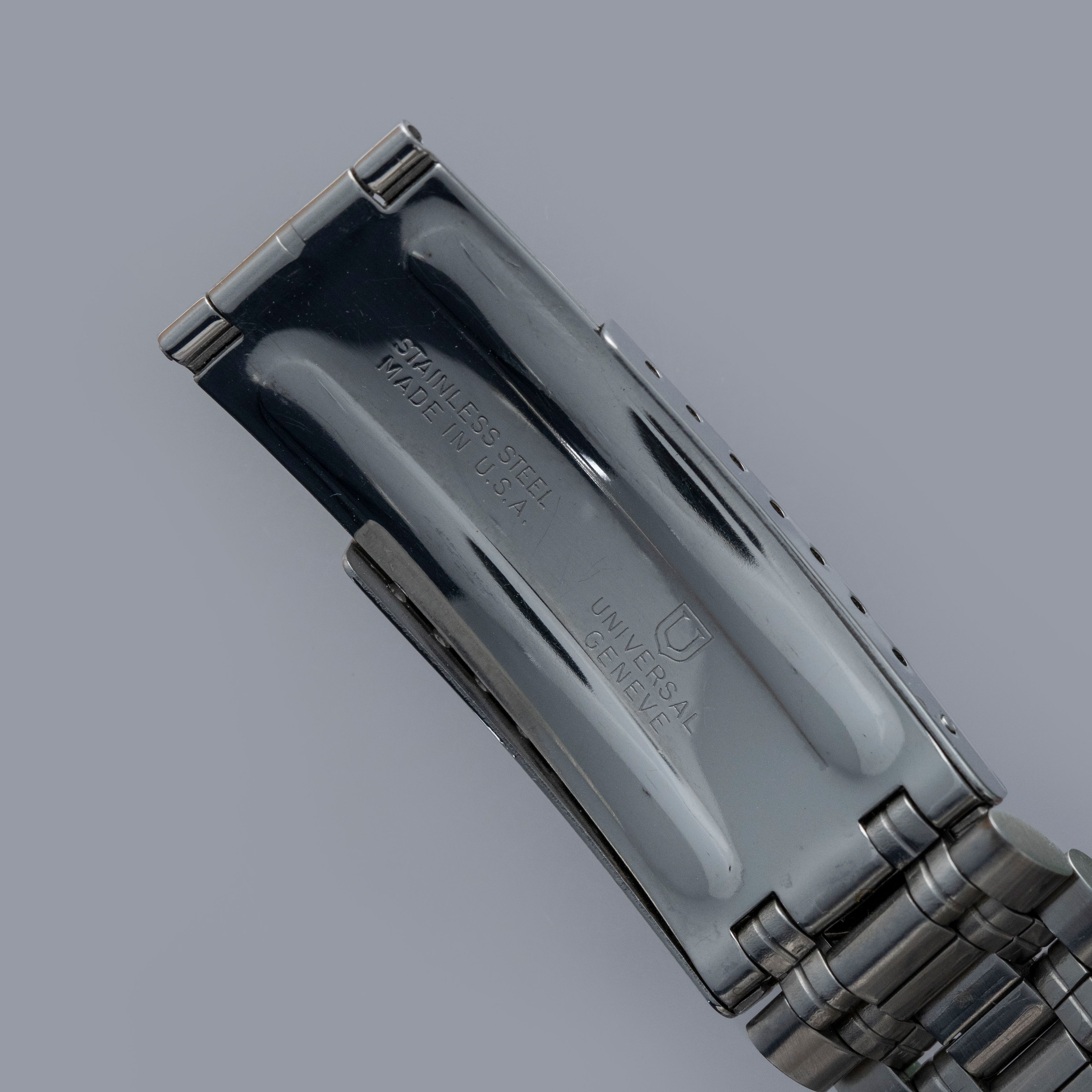 Universal Geneve Space-Compax 885104/02 | Auctions | Loupe This