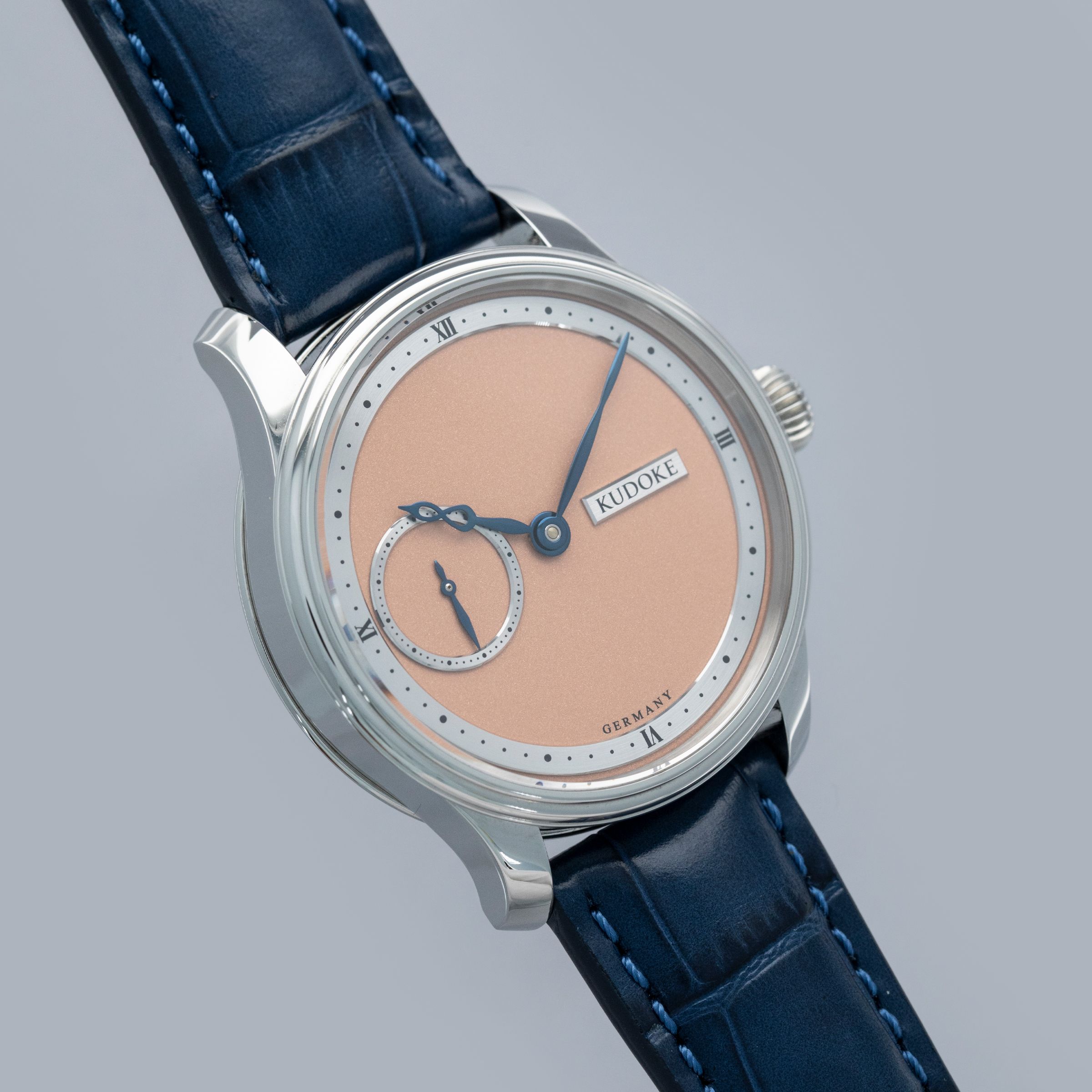 Kudoke K1 Salmon Dial | Auctions | Loupe This