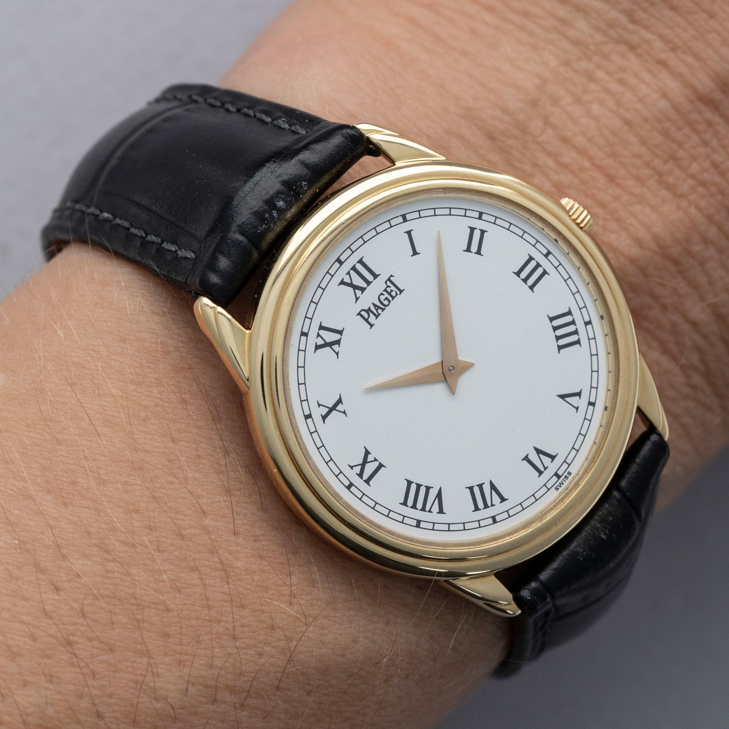 Piaget Gouverneur 90968 18k YG | Auctions | Loupe This