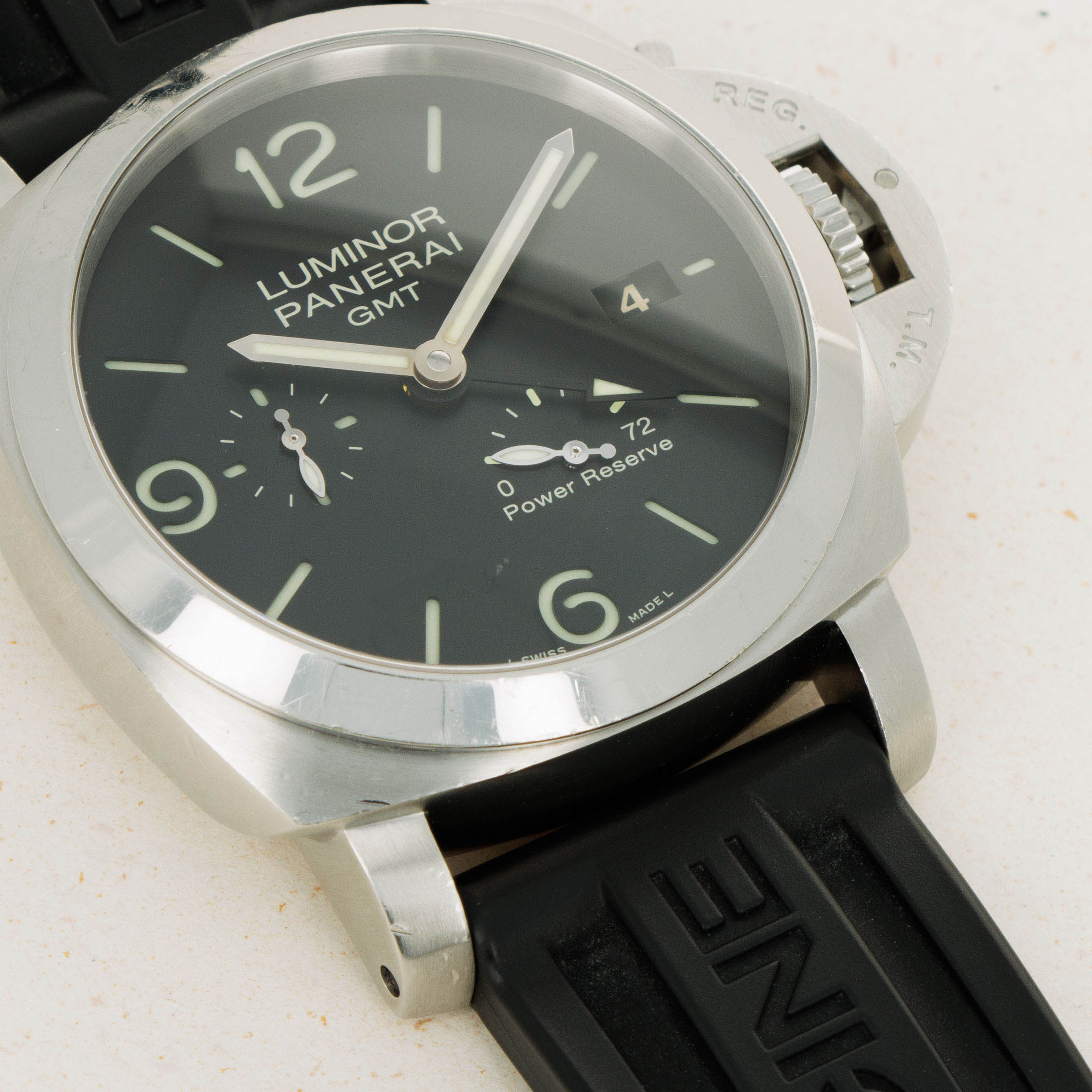 Panerai Luminor 1950 3 Days GMT Power Reserve PAM321 Auctions