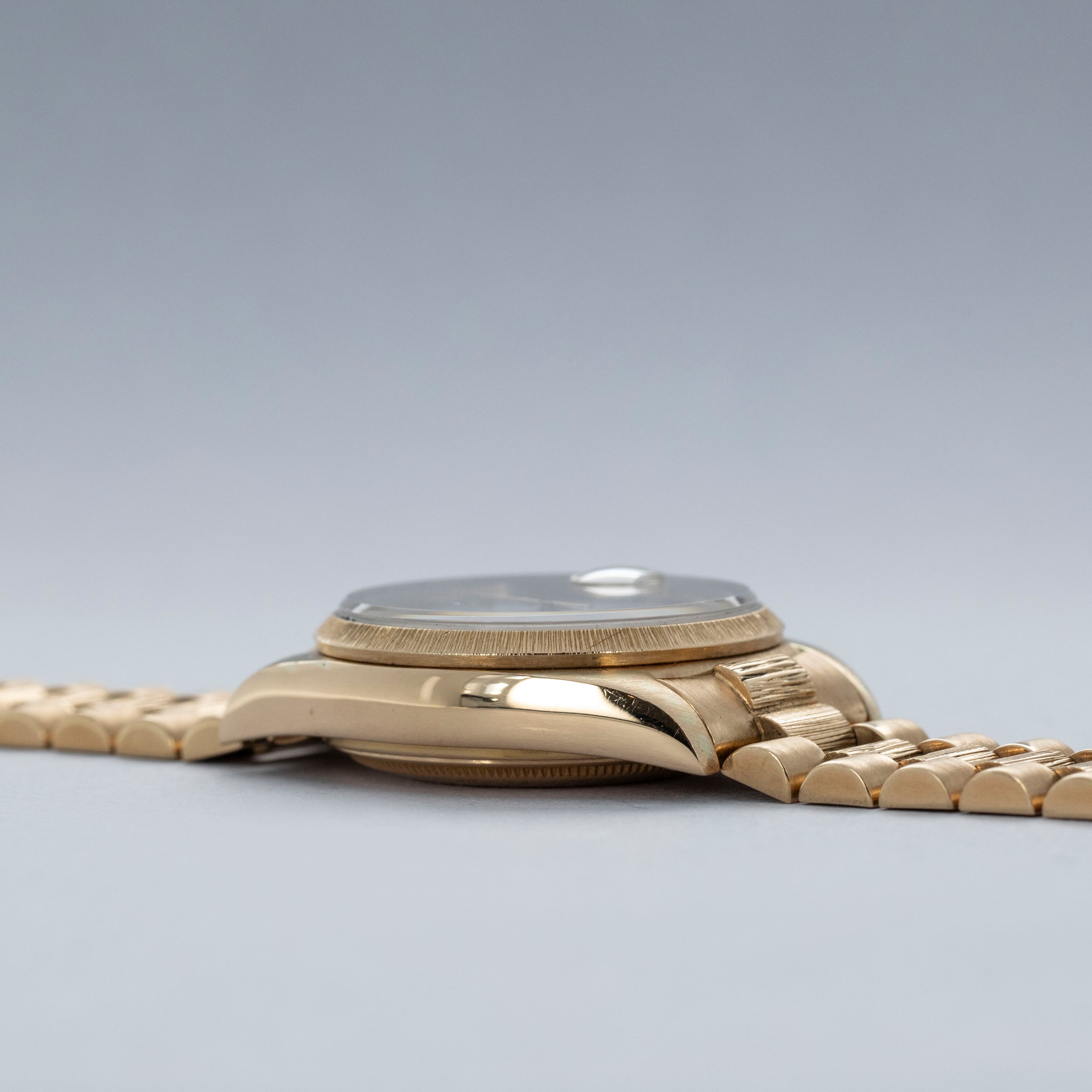 Rolex Day-Date 18078 Bark Bezel and Bracelet YG | Auctions | Loupe