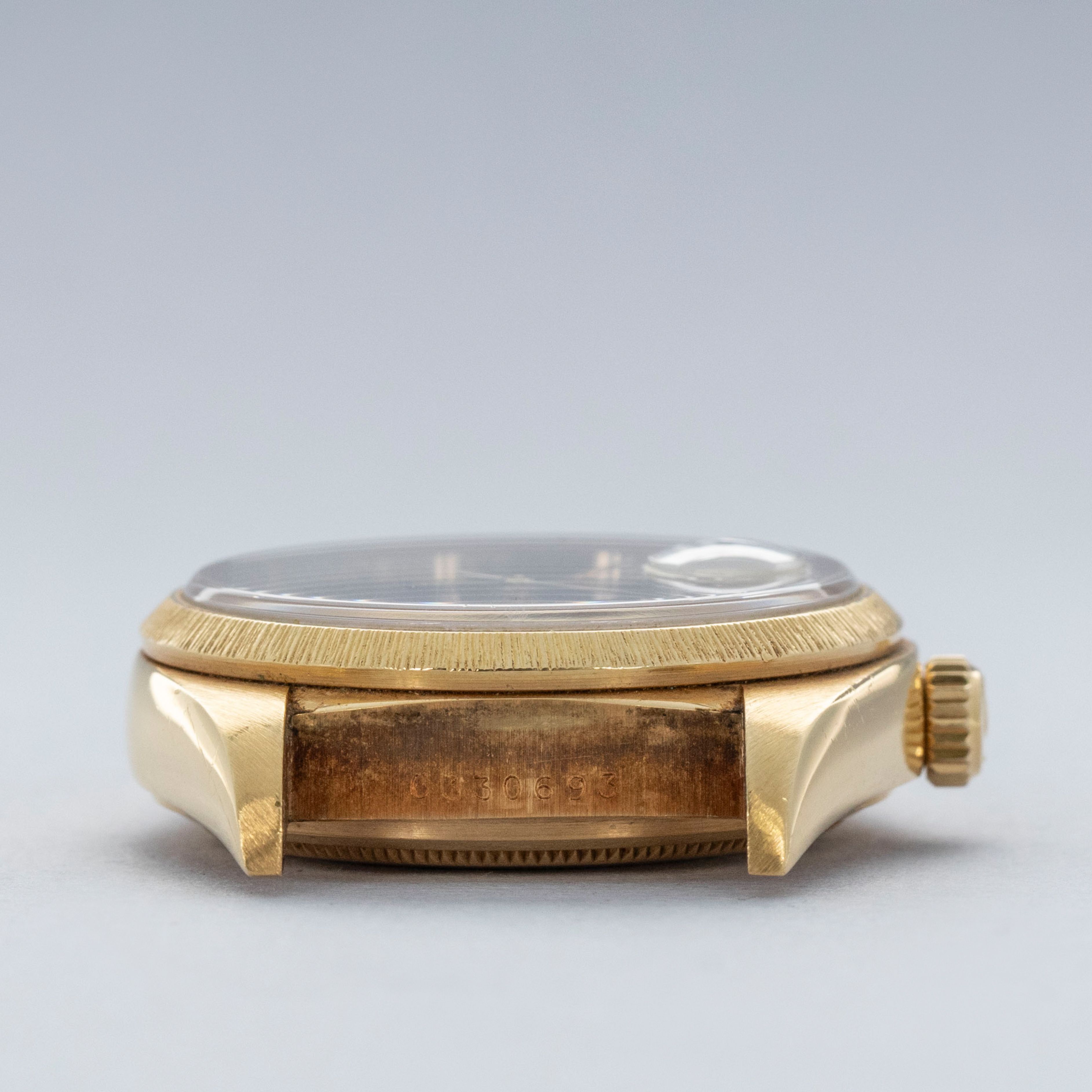 Rolex Day-Date 18078 Bark Finish Lapis Lazuli Dial 18k YG