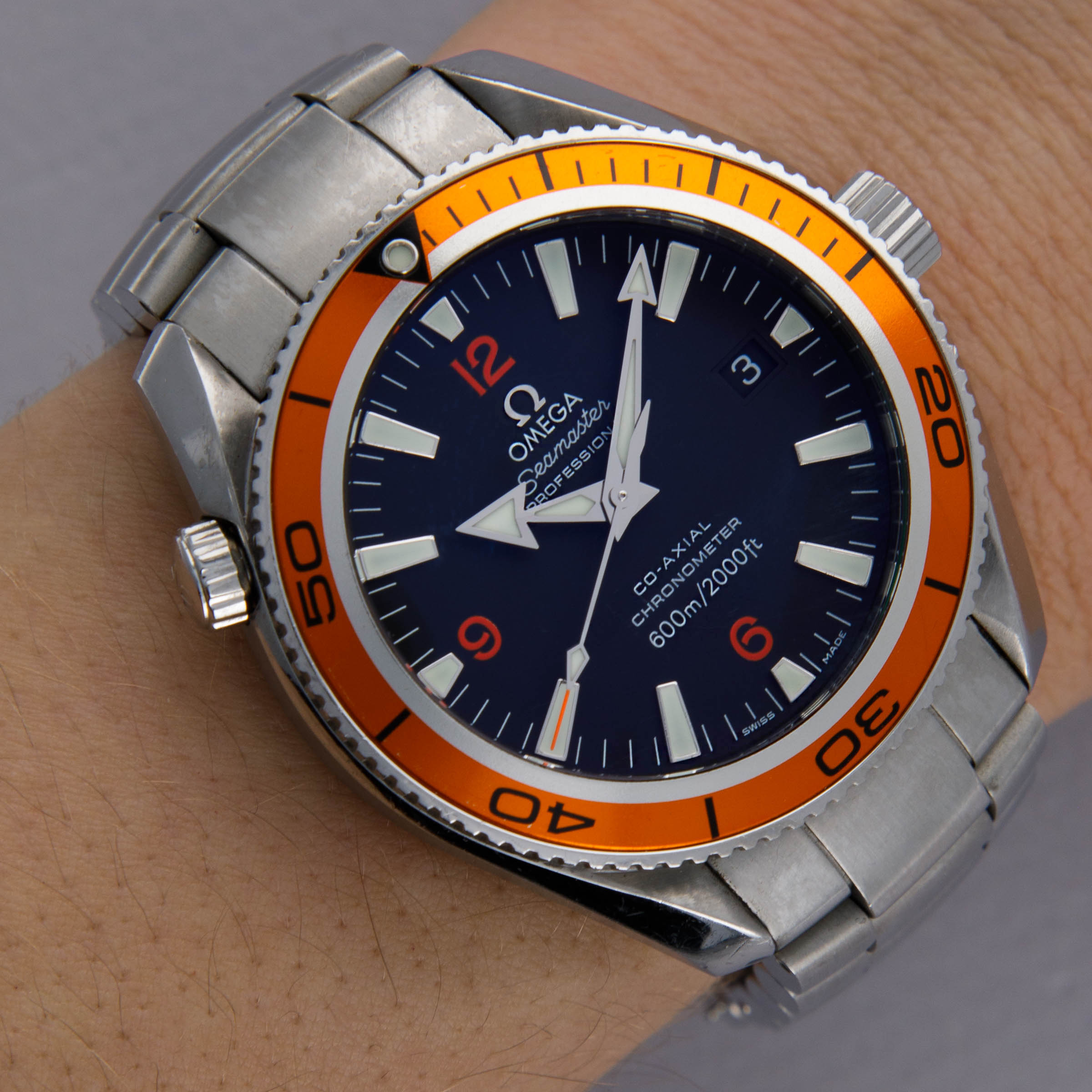 Omega Seamaster Planet Ocean Co-Axial Chronometer 2209.50.00 | Auctions |  Loupe This