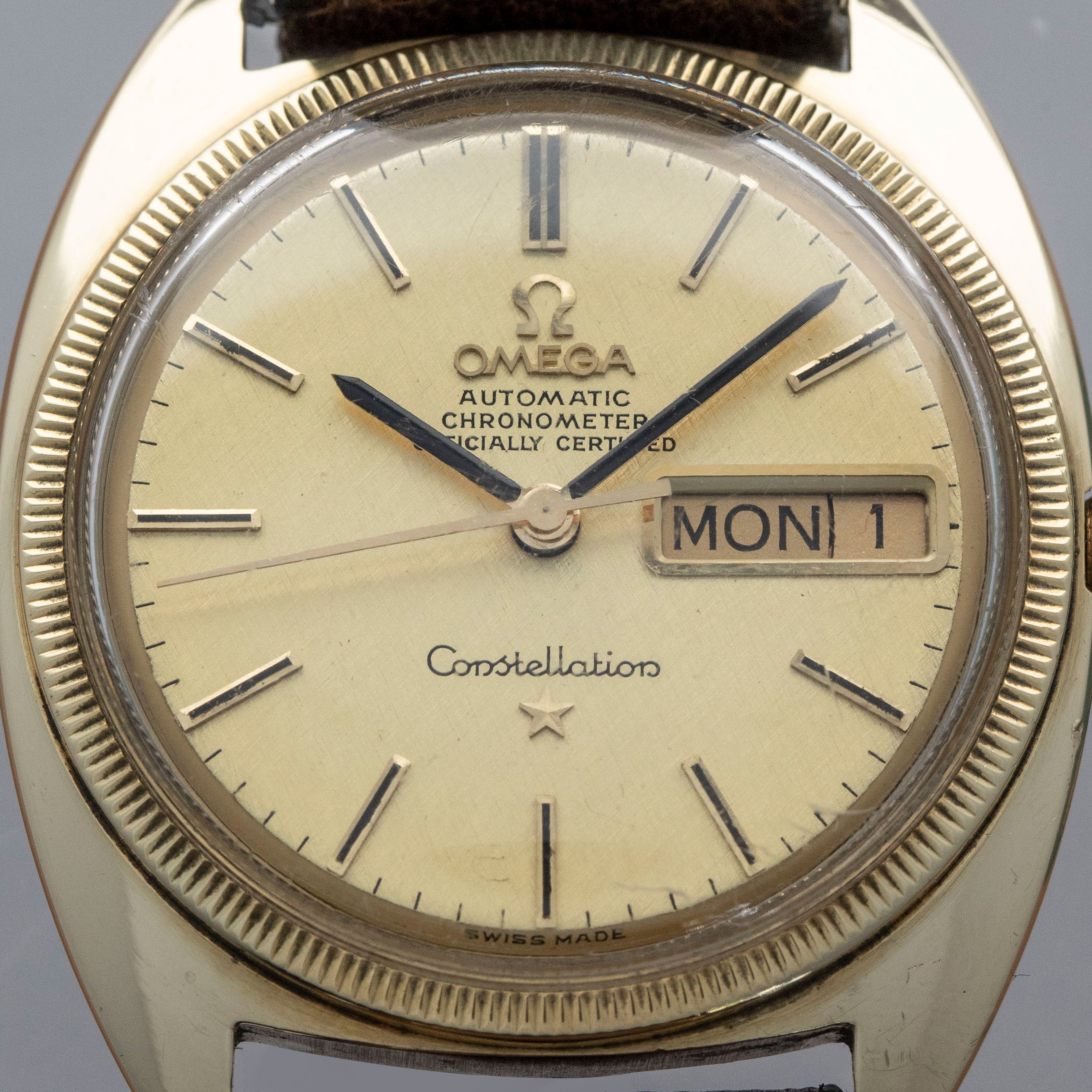 Omega Constellation Day-Date 168.029 14k YG | Auctions | Loupe This