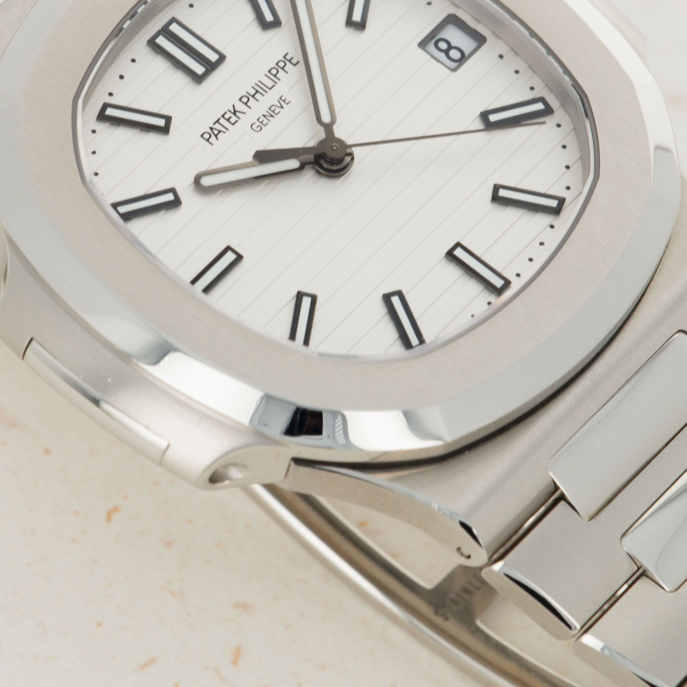 Patek discount 5711 white