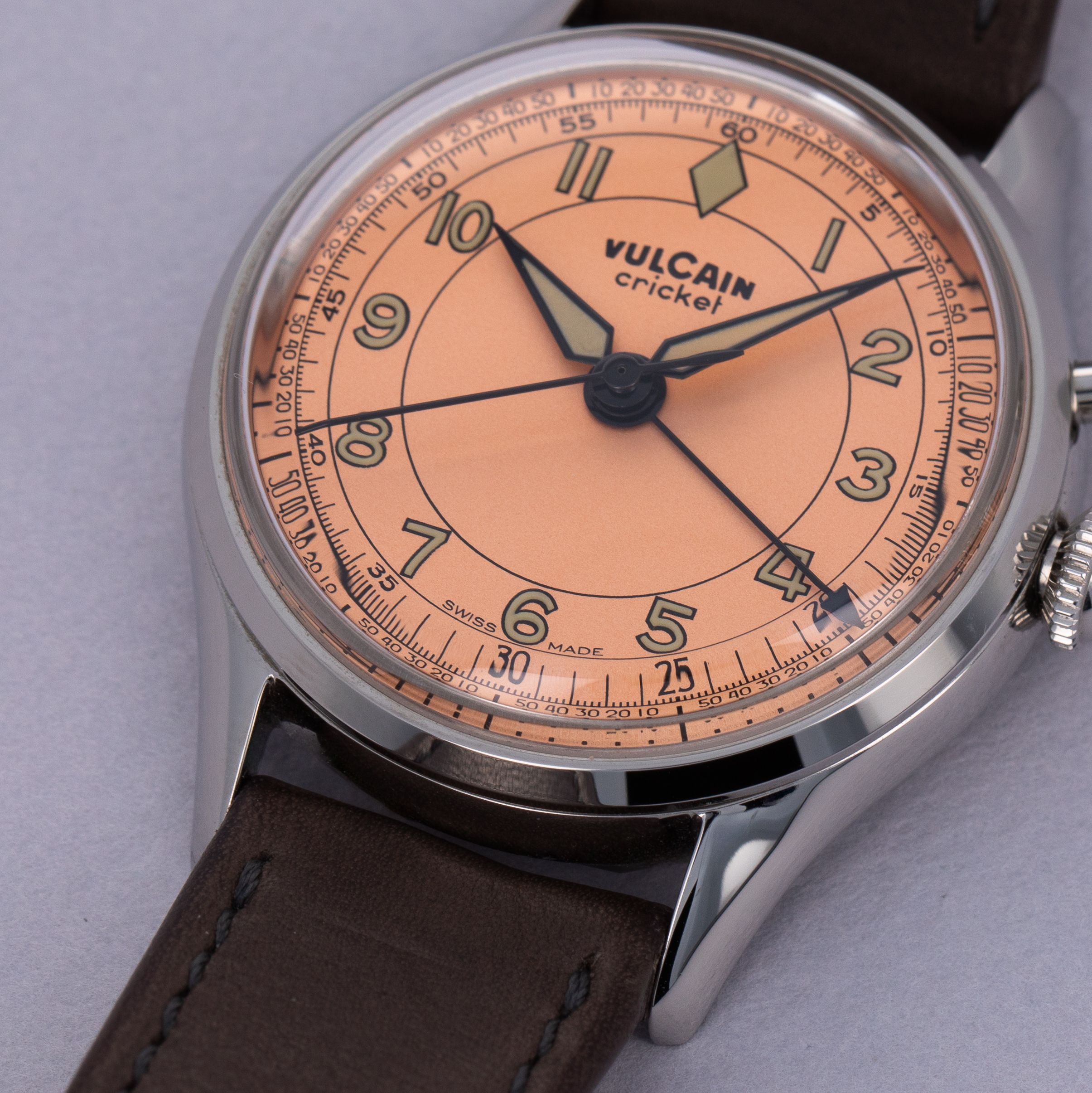 Vulcain Cricket Classique Salmon Limited Edition 36mm | Auctions