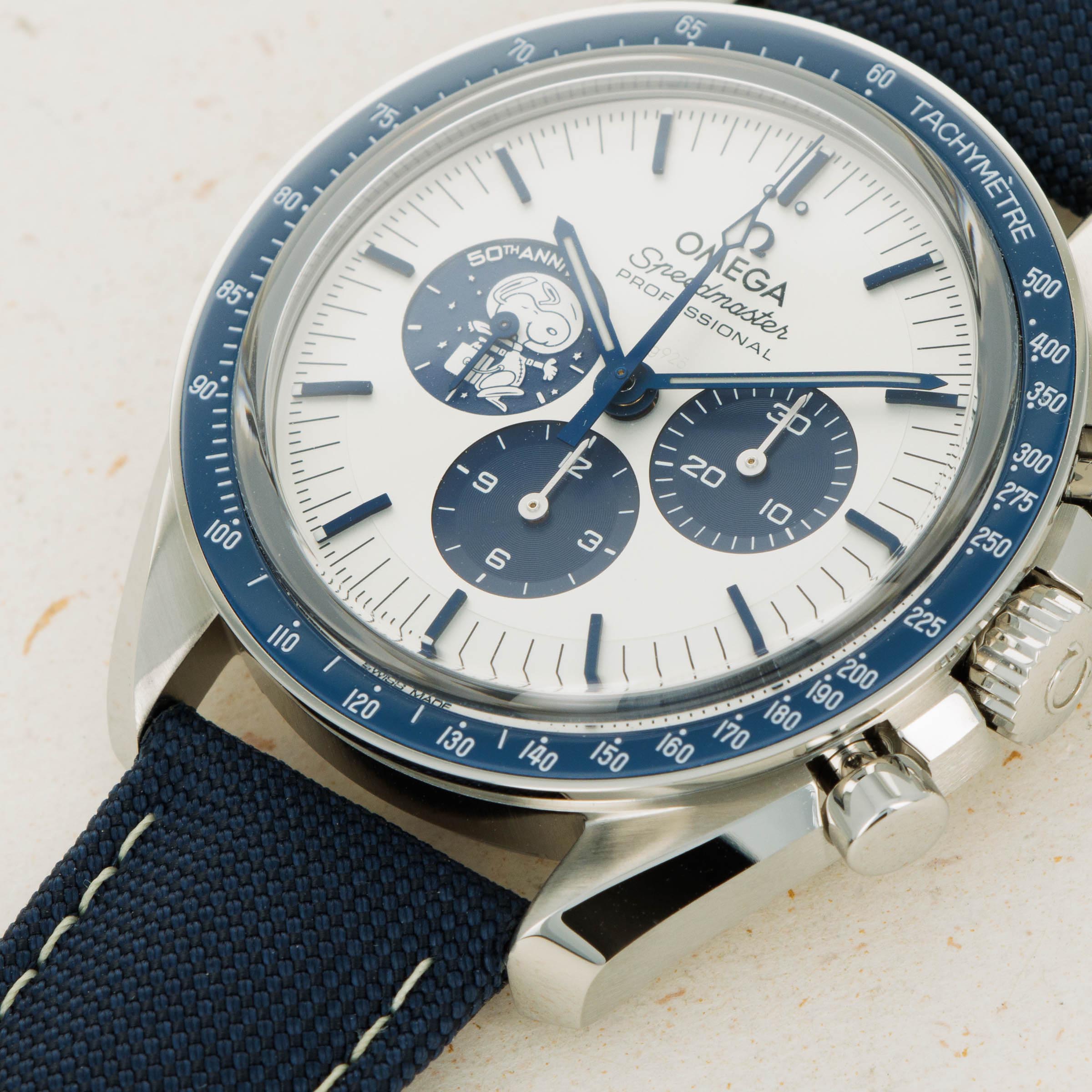 Speedmaster on sale snoopy dial