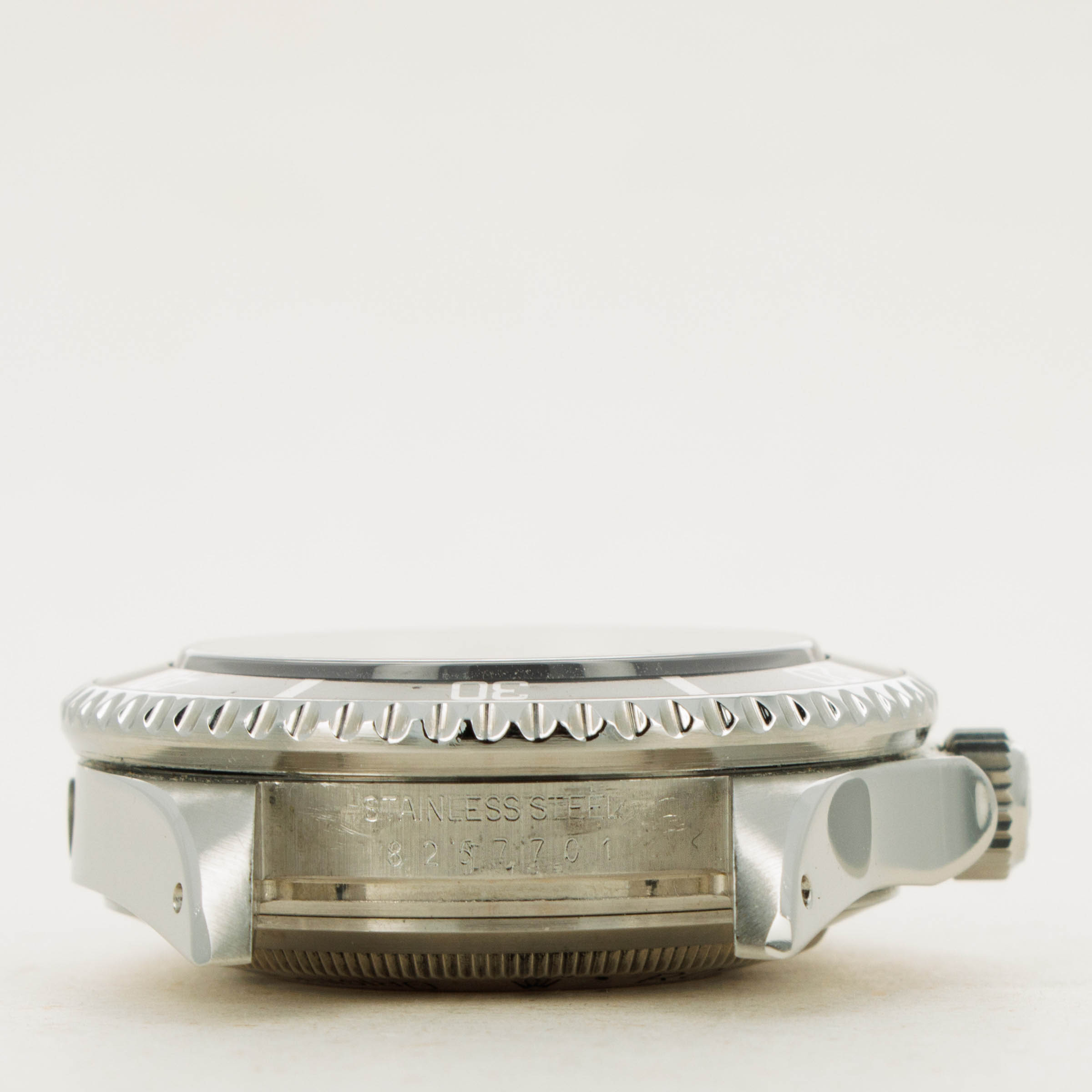 Rolex Sea Dweller 16660 Box and Papers | Auctions | Loupe This