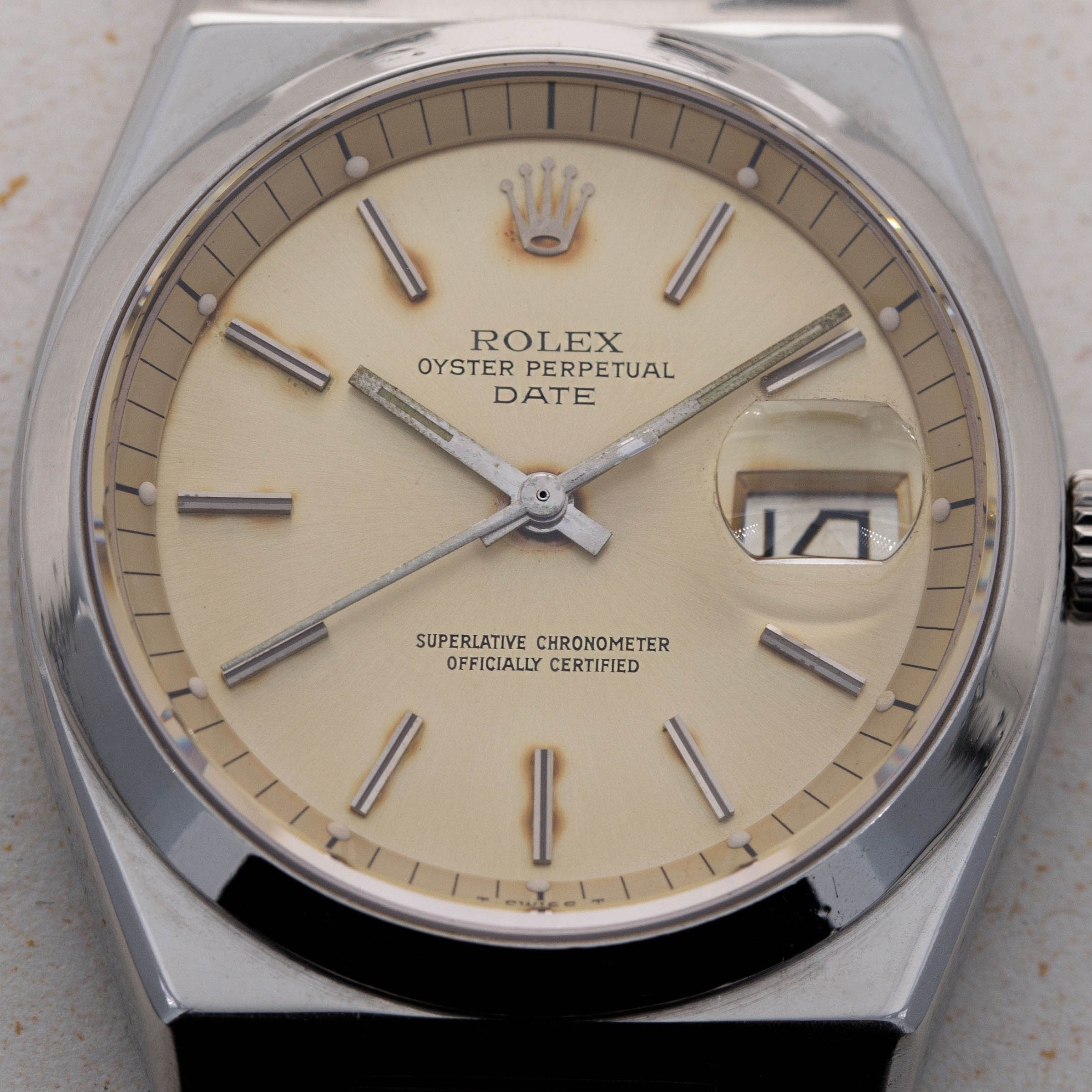 Rolex Oyster Perpetual Date Steel 1530 Auctions Loupe This