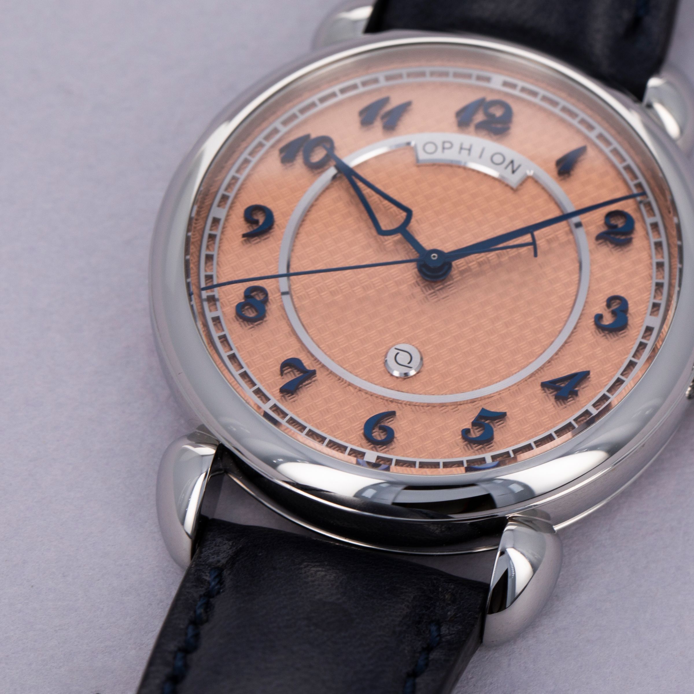 Ophion OPH 786 Velos Salmon Dial Stainless Steel | Auctions