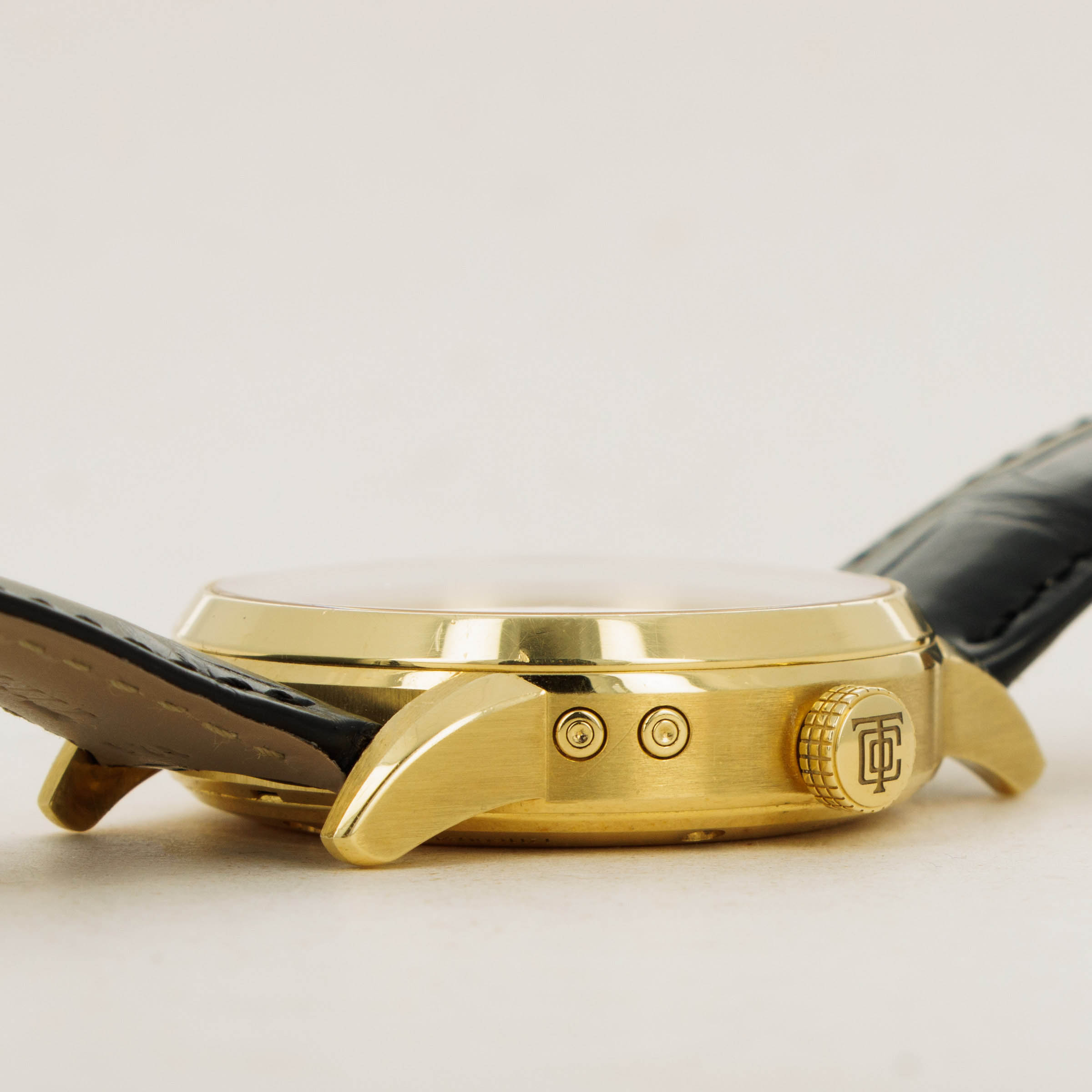 Tiffany & Co. CT60 Calendar 18K YG | Auctions | Loupe This