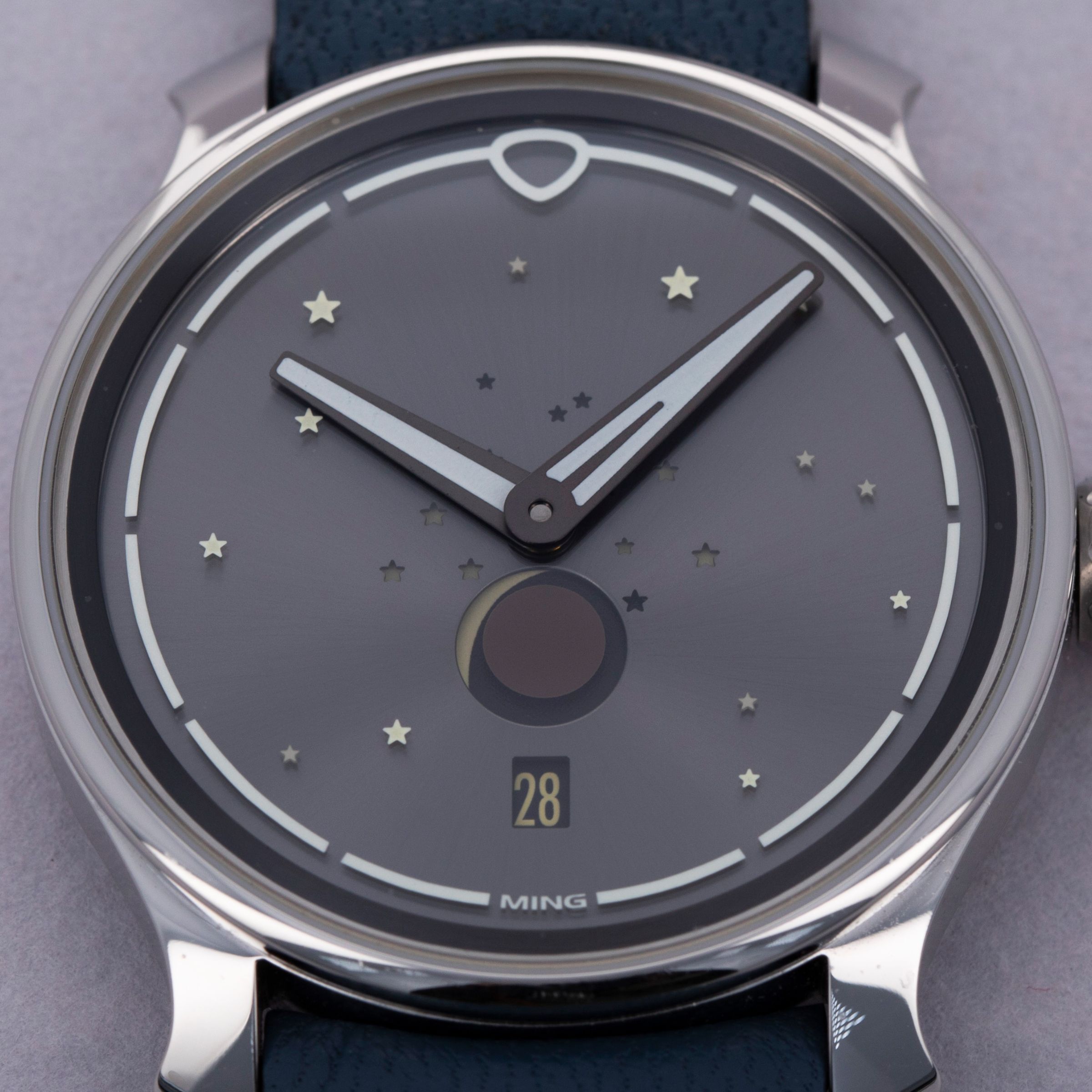MOMENT('81MOVIE MATE 100%+MODERN SOUL P… Ming 37.05 Series 2 Moonphase Stainless Steel | Auctions