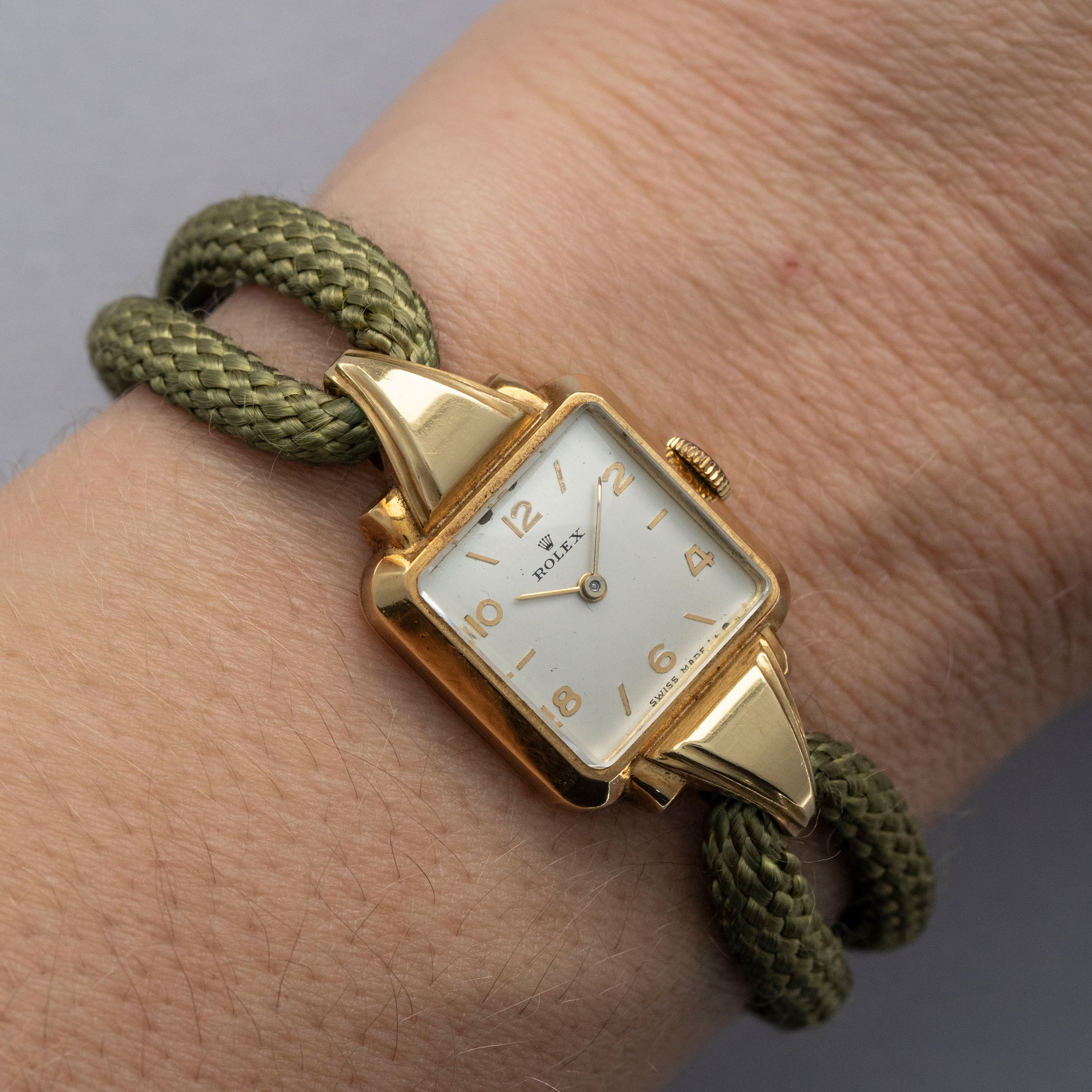 Rolex Lady's Cocktail Watch 4389 18k YG with Original Guarantee