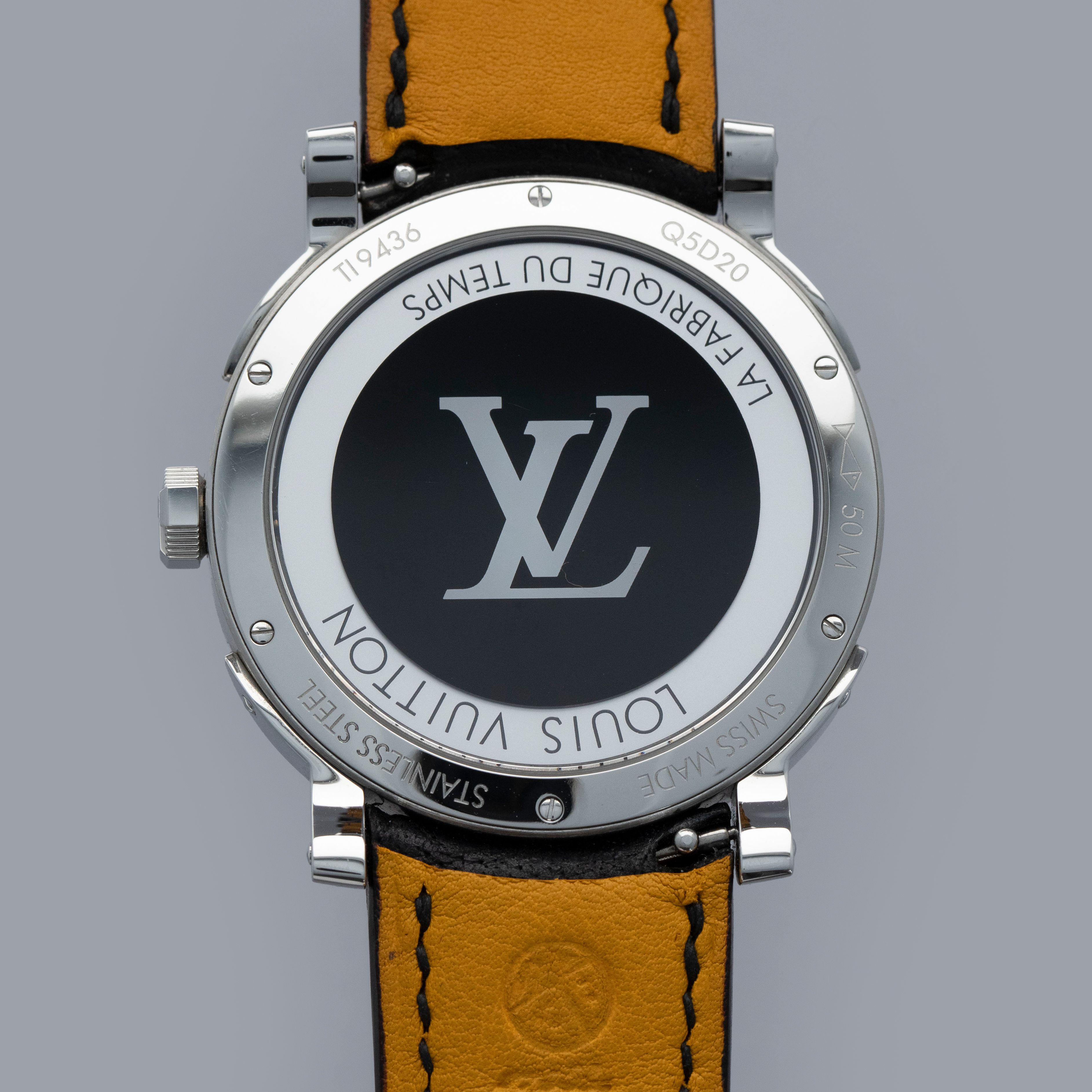 Louis Vuitton Escale TimeZone Q5D20 | Auctions | Loupe This