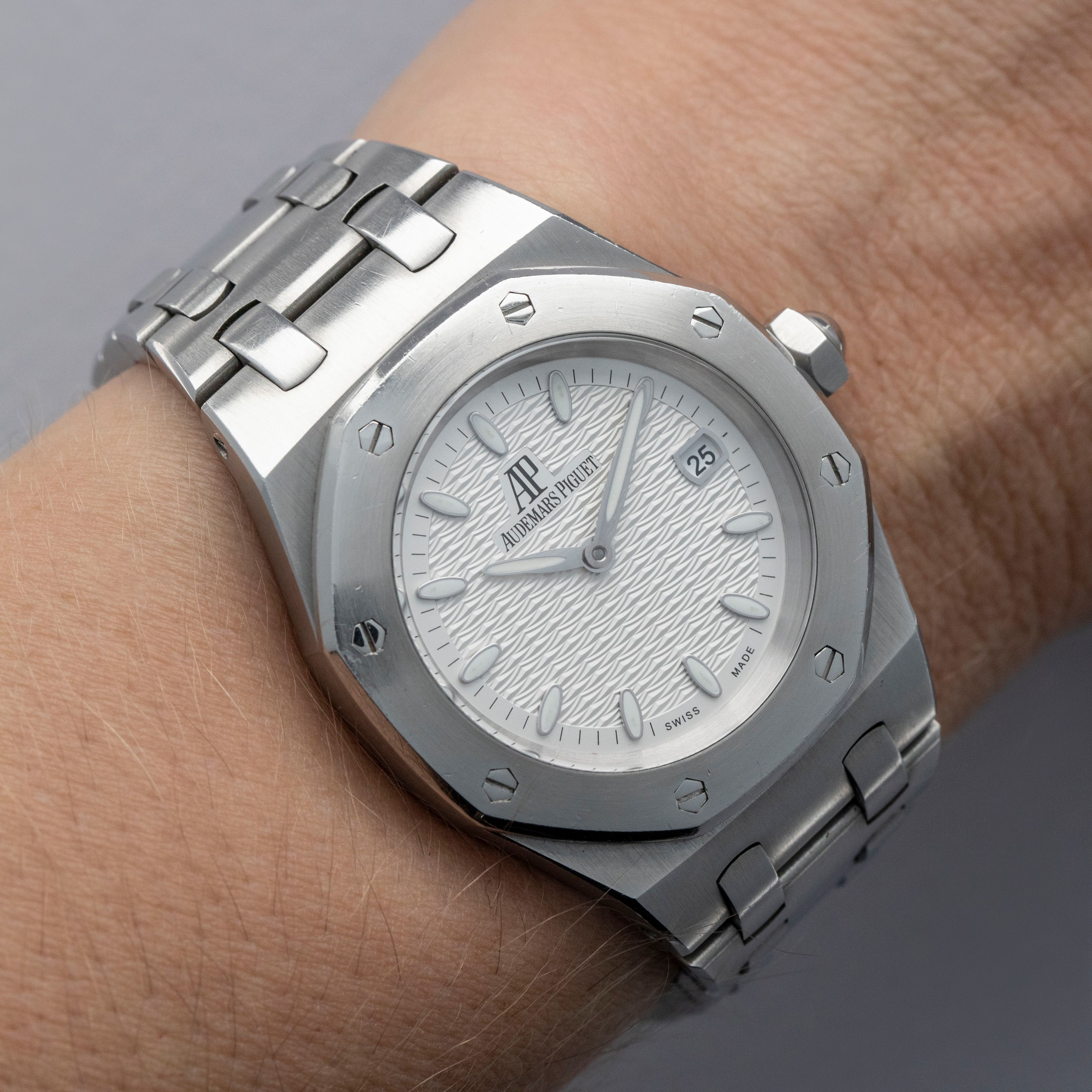 Audemars Piguet Lady Royal Oak 67600ST.OO.1210ST.01 | Auctions