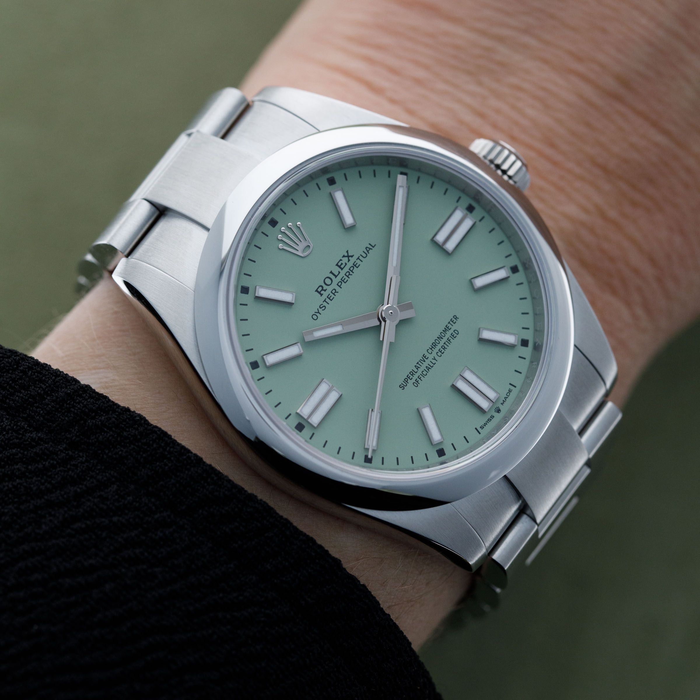 な*こ様 ROLEX OYSTER PERPETUAL 179174 保証書 Rolex Oyster Perpetual 41 134300 Pistachio-Green Dial | Auctions