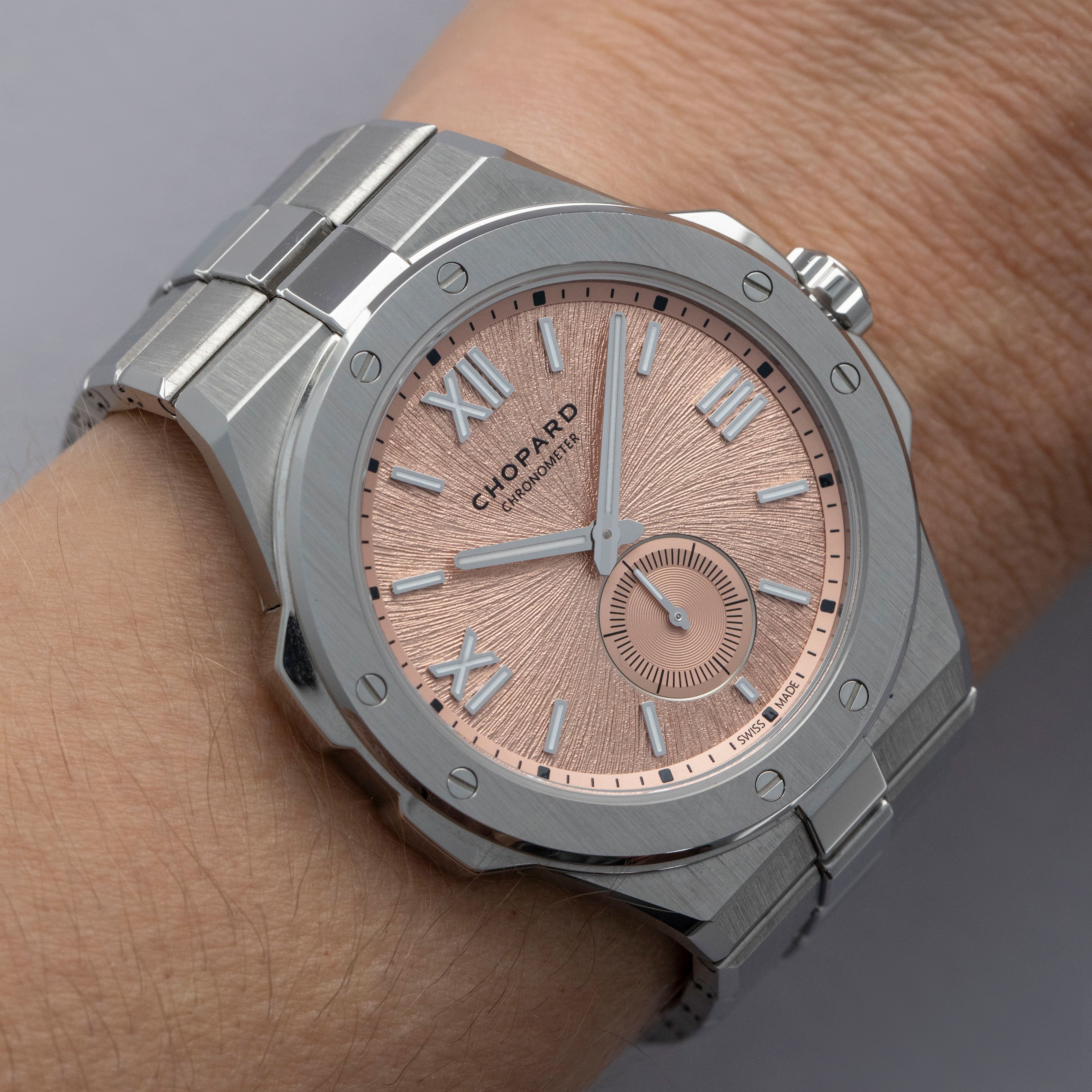 Chopard Alpine Eagle 41 XPS 298623-3001 Salmon Dial | Auctions