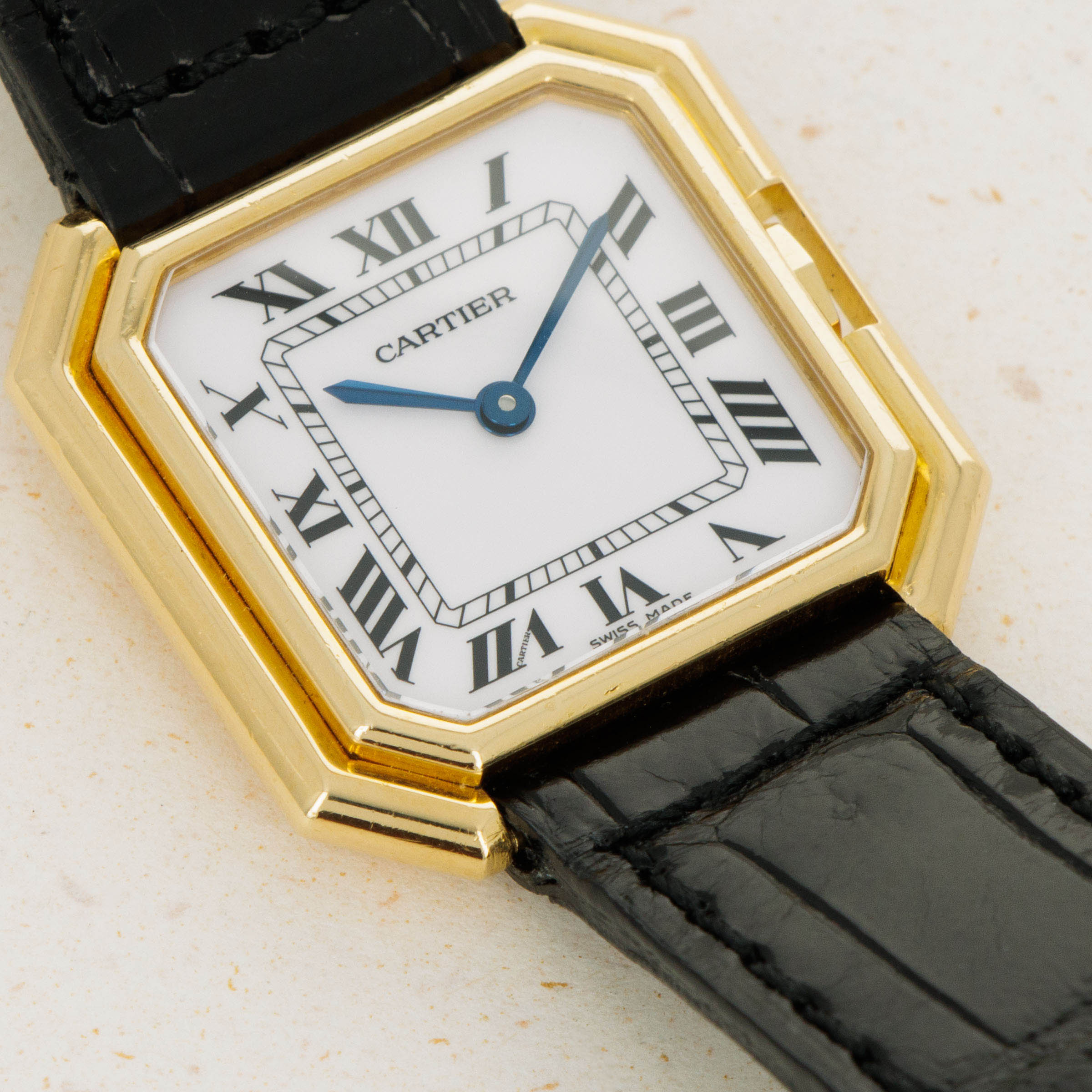 Cartier Tank Ceinture 78099 18k YG Auctions Loupe This