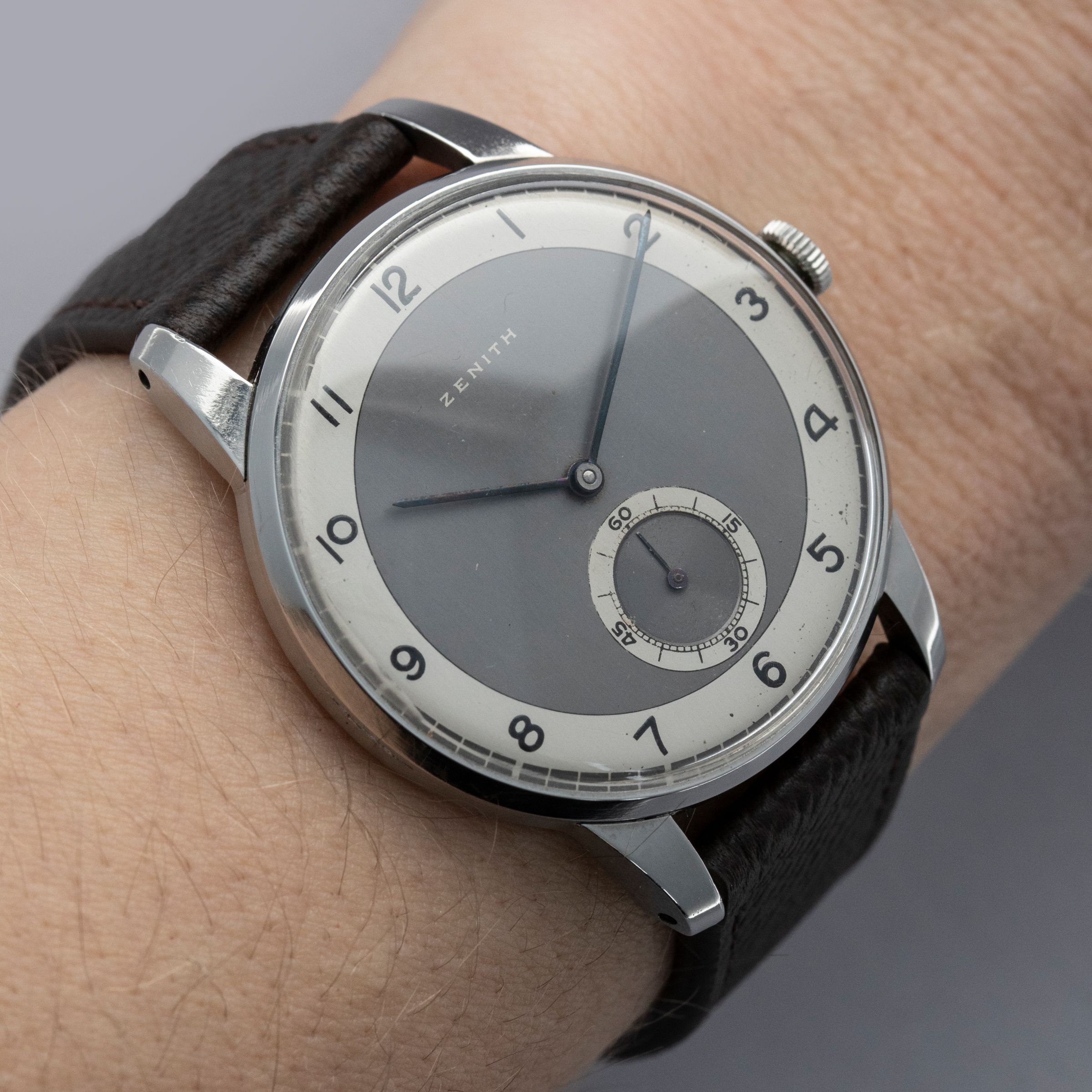 Zenith Jumbo Manual Wind 37.5mm Tuxedo Dial | Auctions | Loupe This