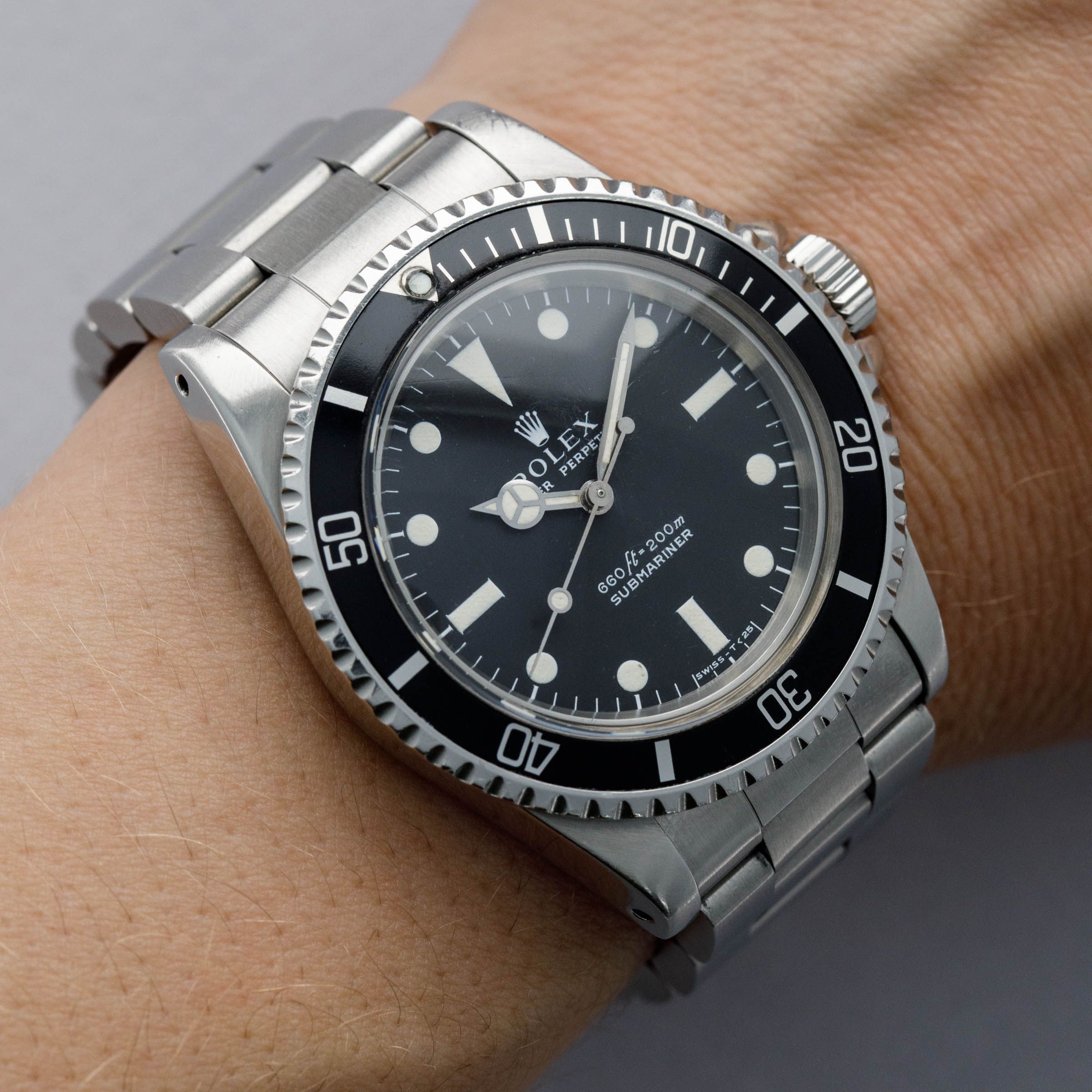 Rolex Submariner 5513 Serif Dial | Auctions | Loupe This