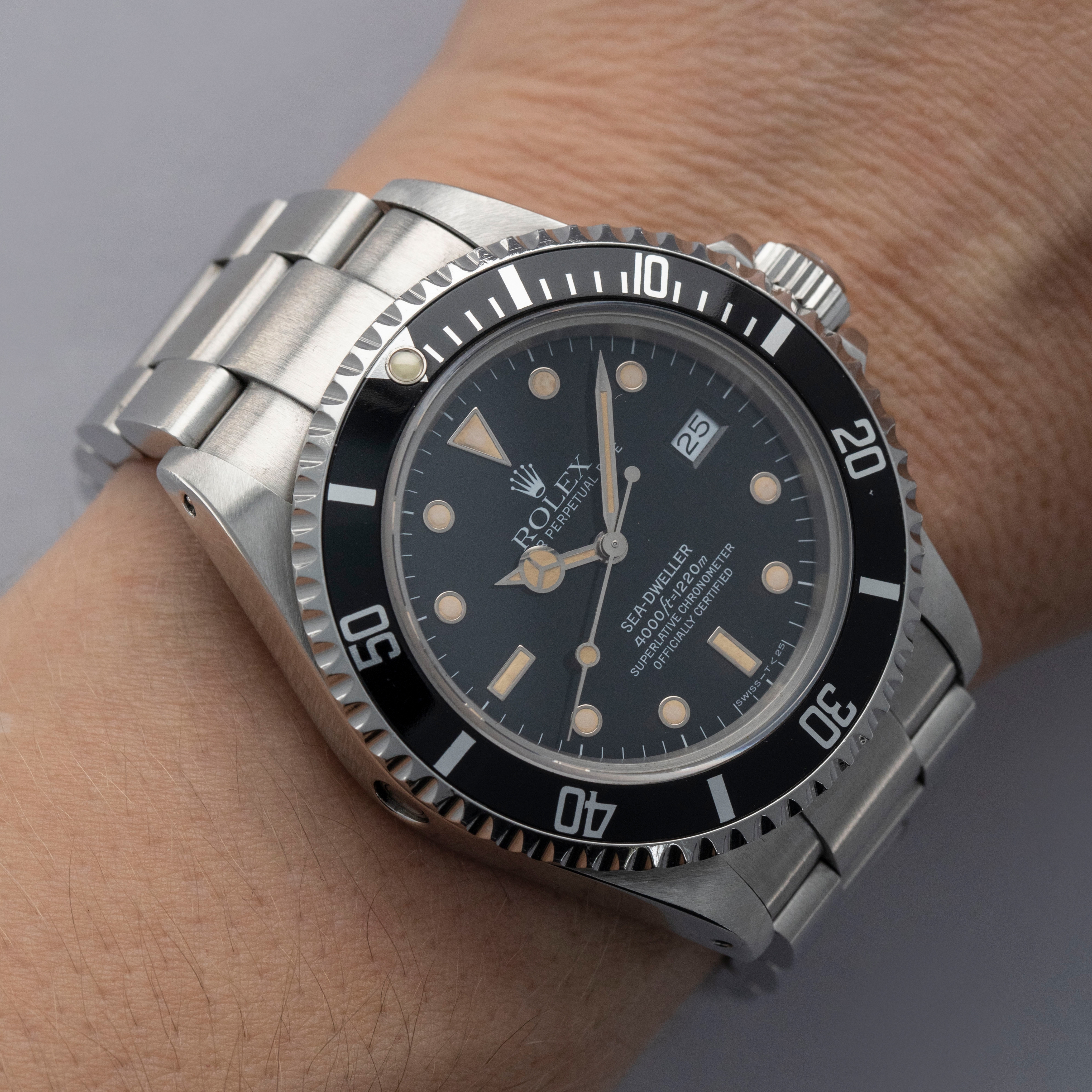 THE SAPPHIRE CRYSTAL