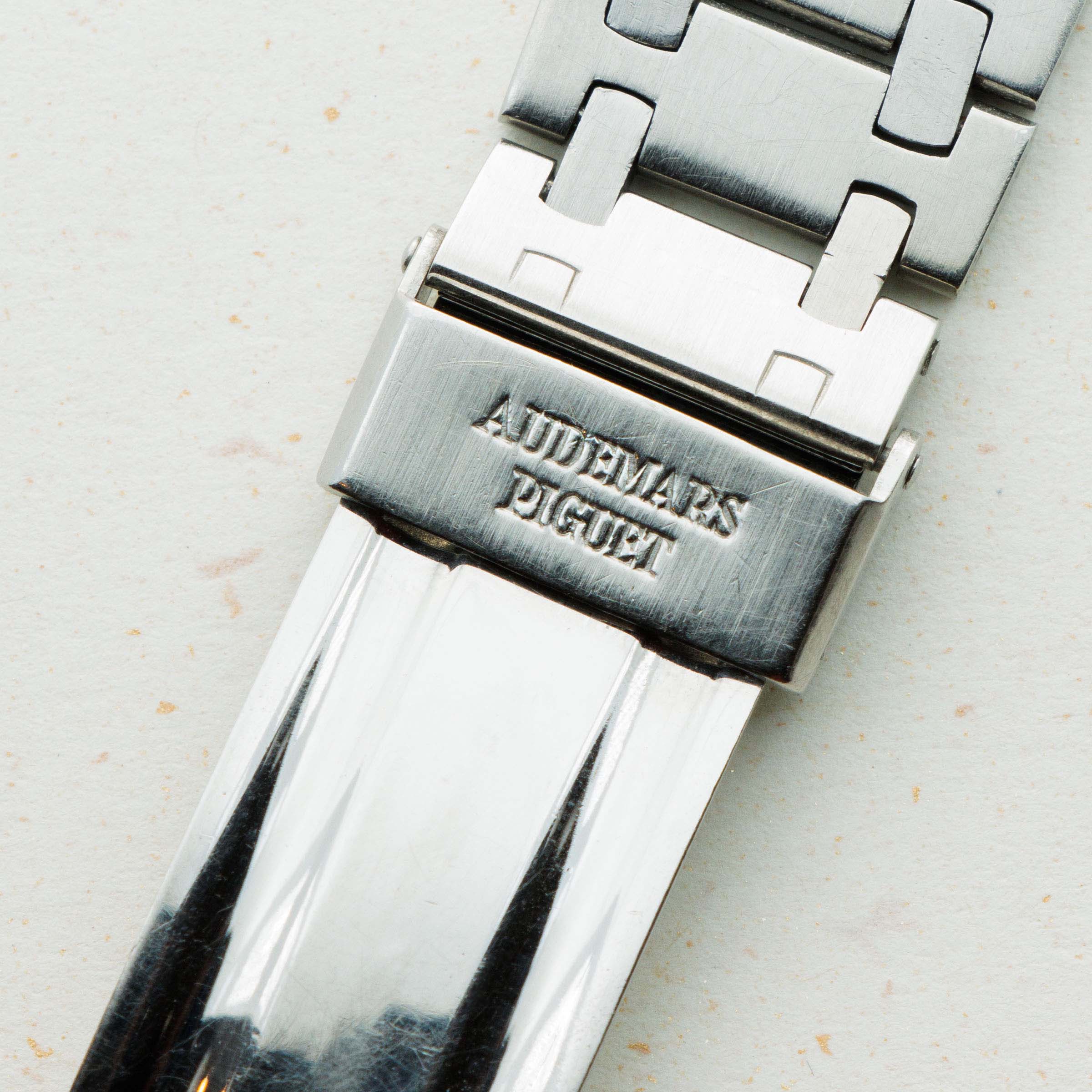Audemars Piguet 5402 Royal Oak A-Series | Auctions | Loupe This