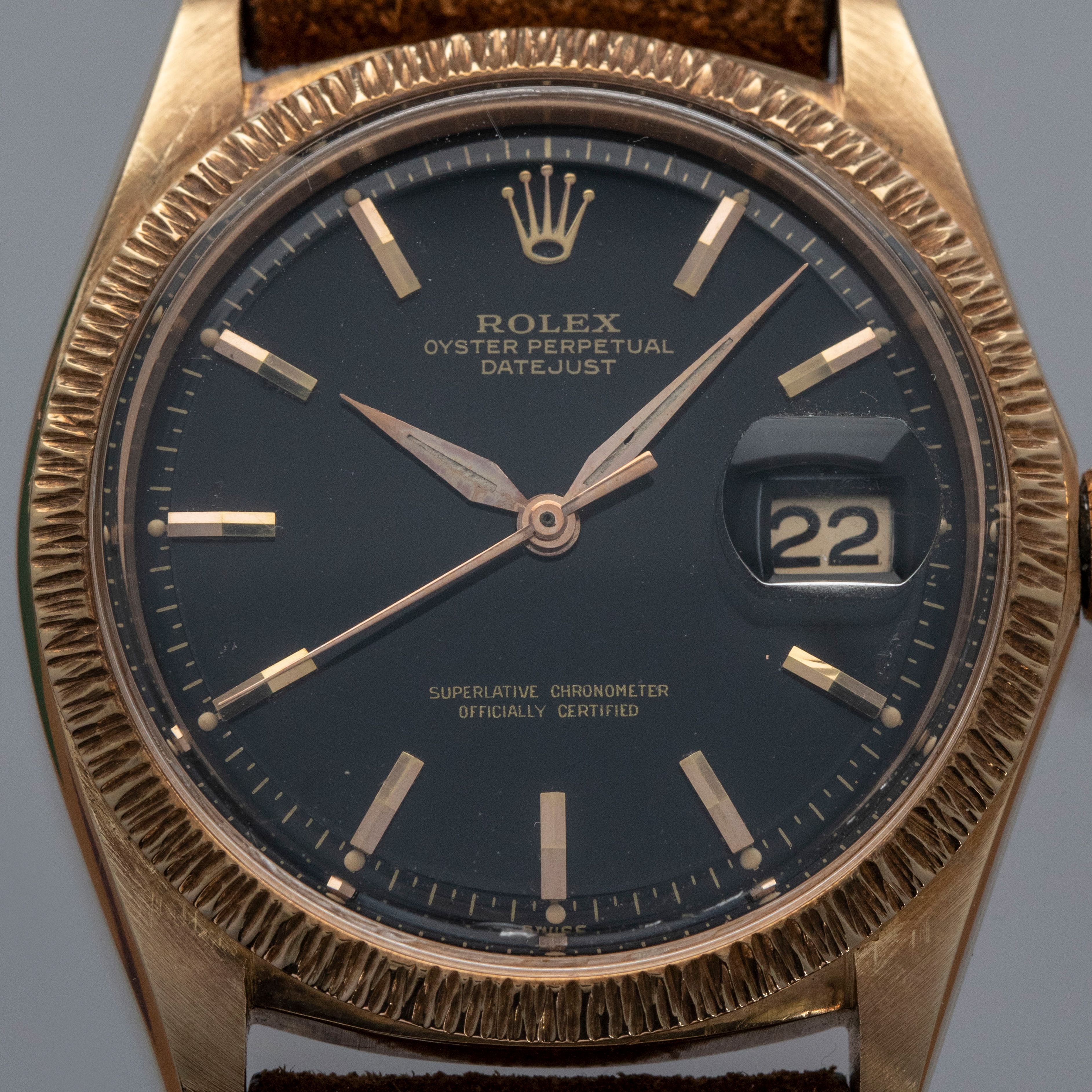 Rolex Datejust 1607 Bark Bezel Black Gilt Dial 18k RG | Auctions