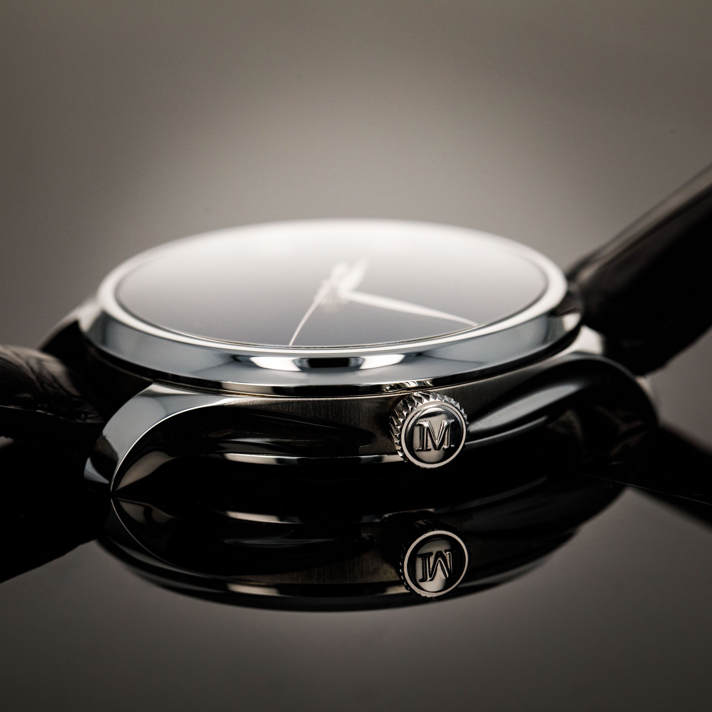 H. Moser & Cie. Endeavour Centre Seconds Concept Vantablack 1200
