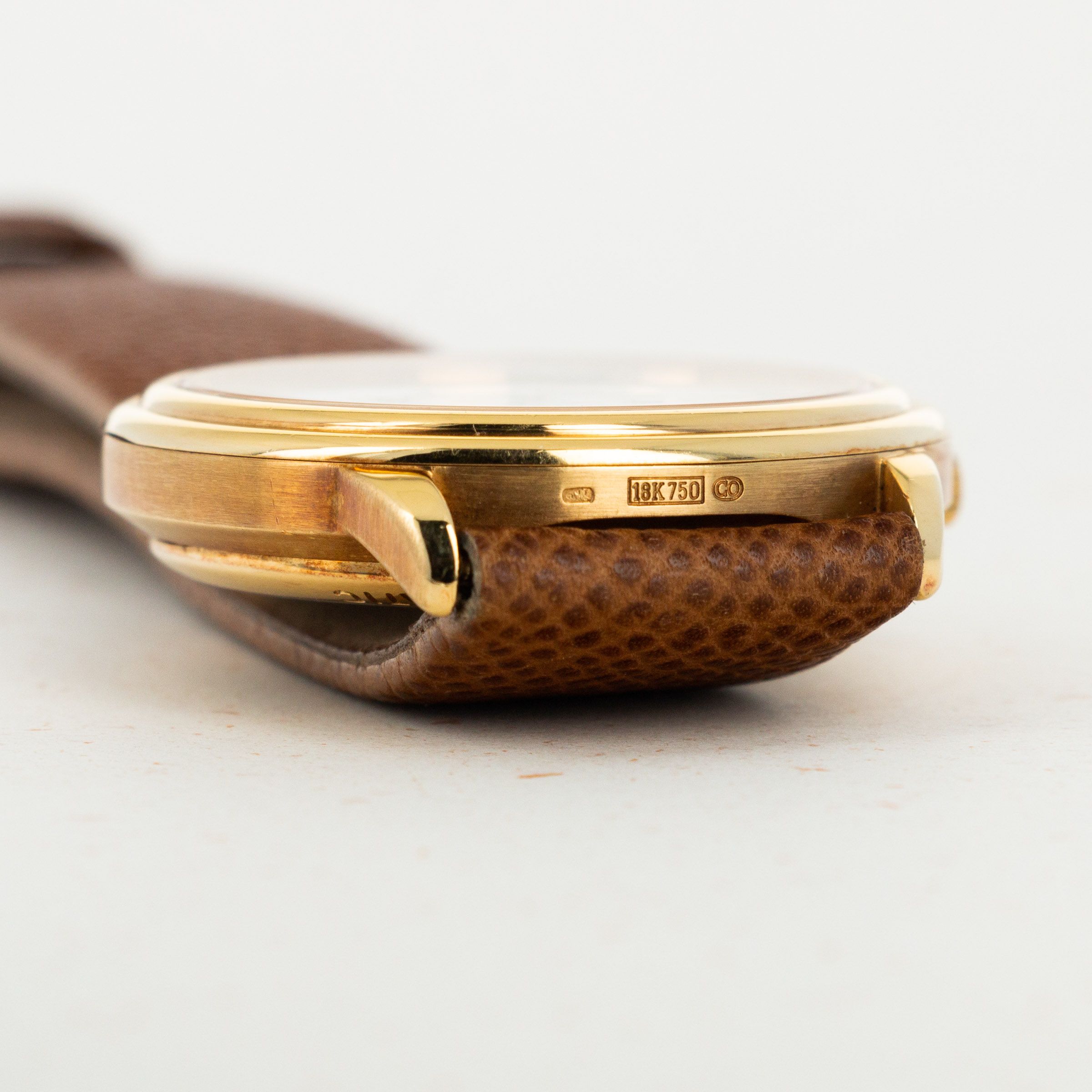 Audemars Piguet Yellow Gold Star Wheel 25720 | Auctions | Loupe This