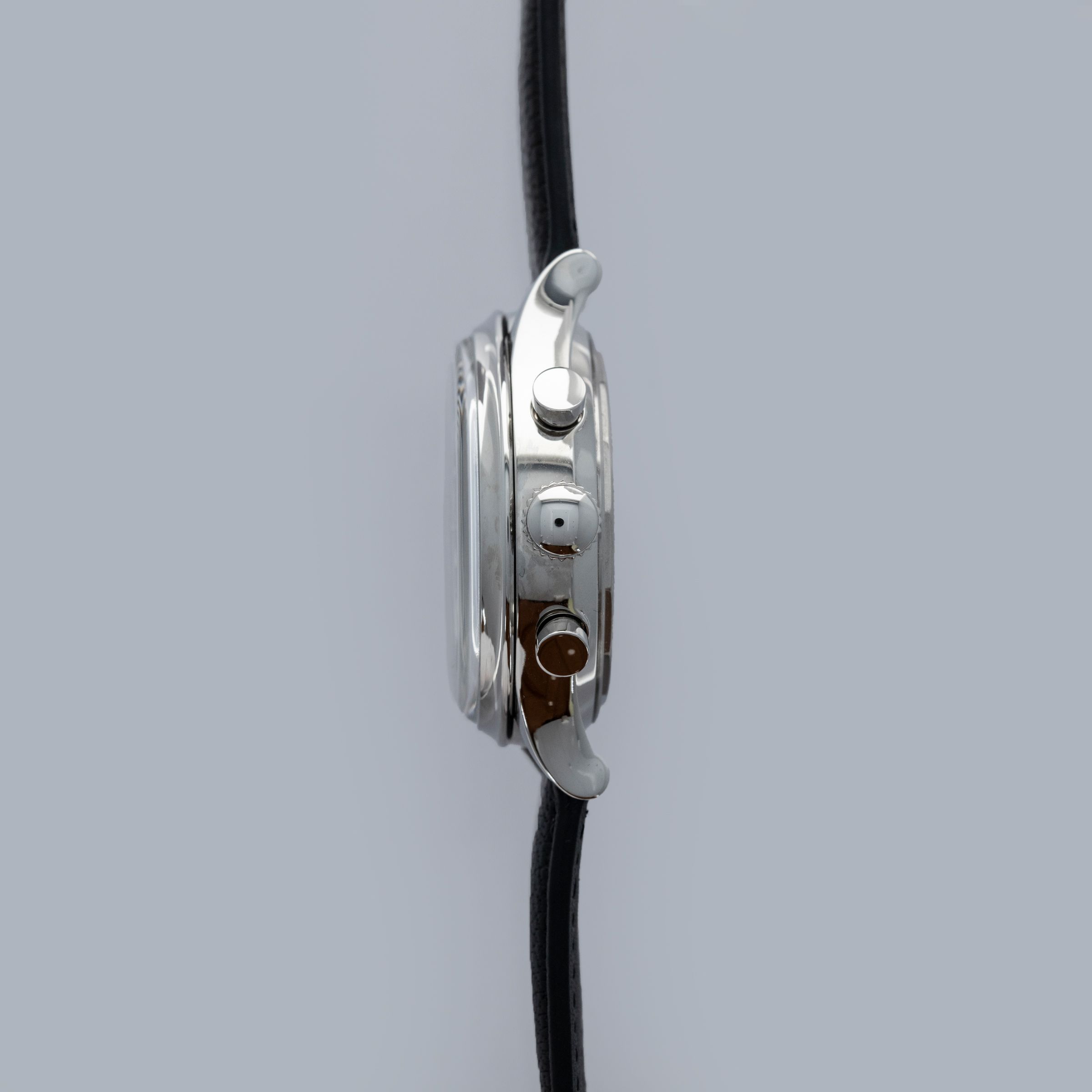 Kurono Tokyo Chronograph 3 Hisui | Auctions | Loupe This