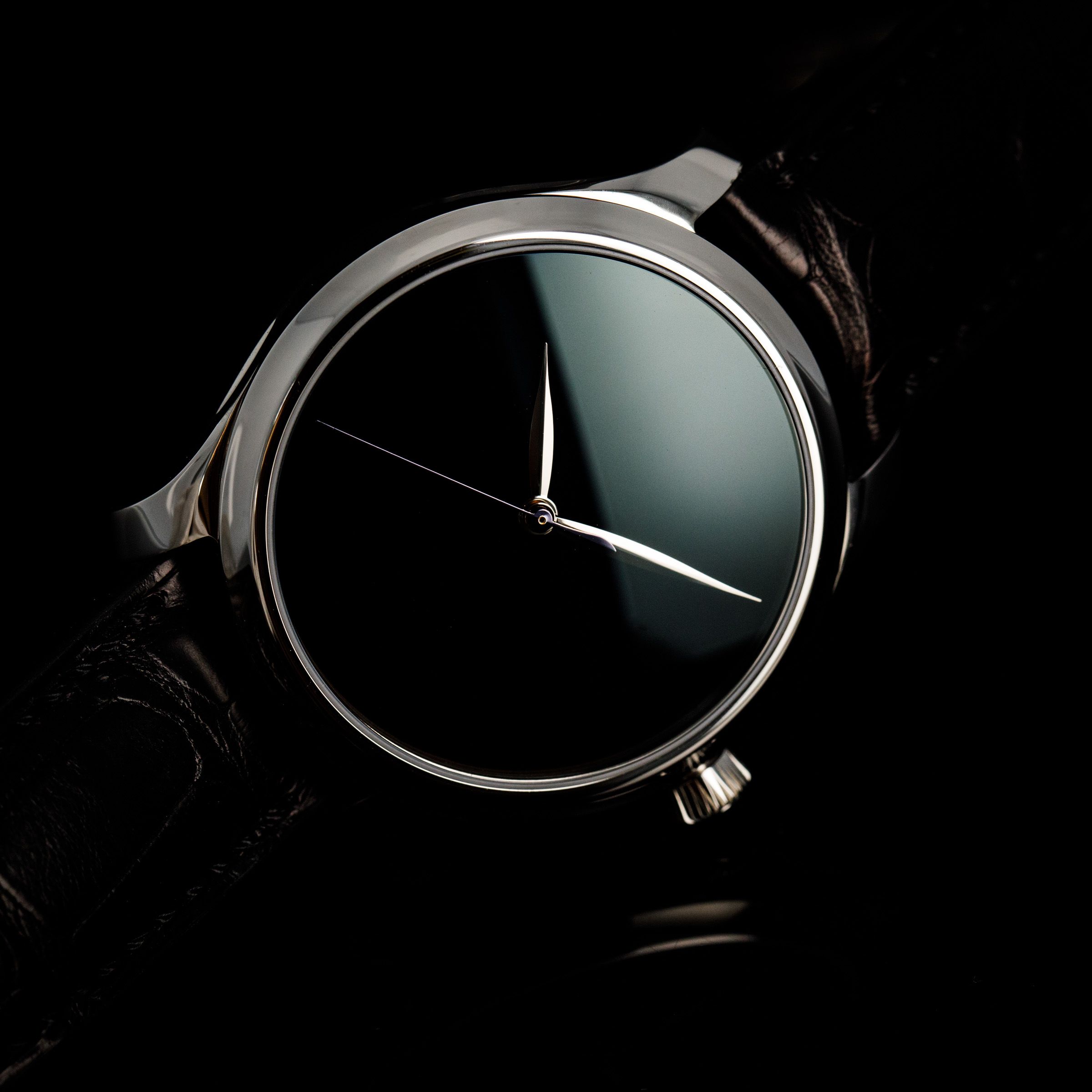 H. Moser & Cie. Endeavour Centre Seconds Concept Vantablack 1200