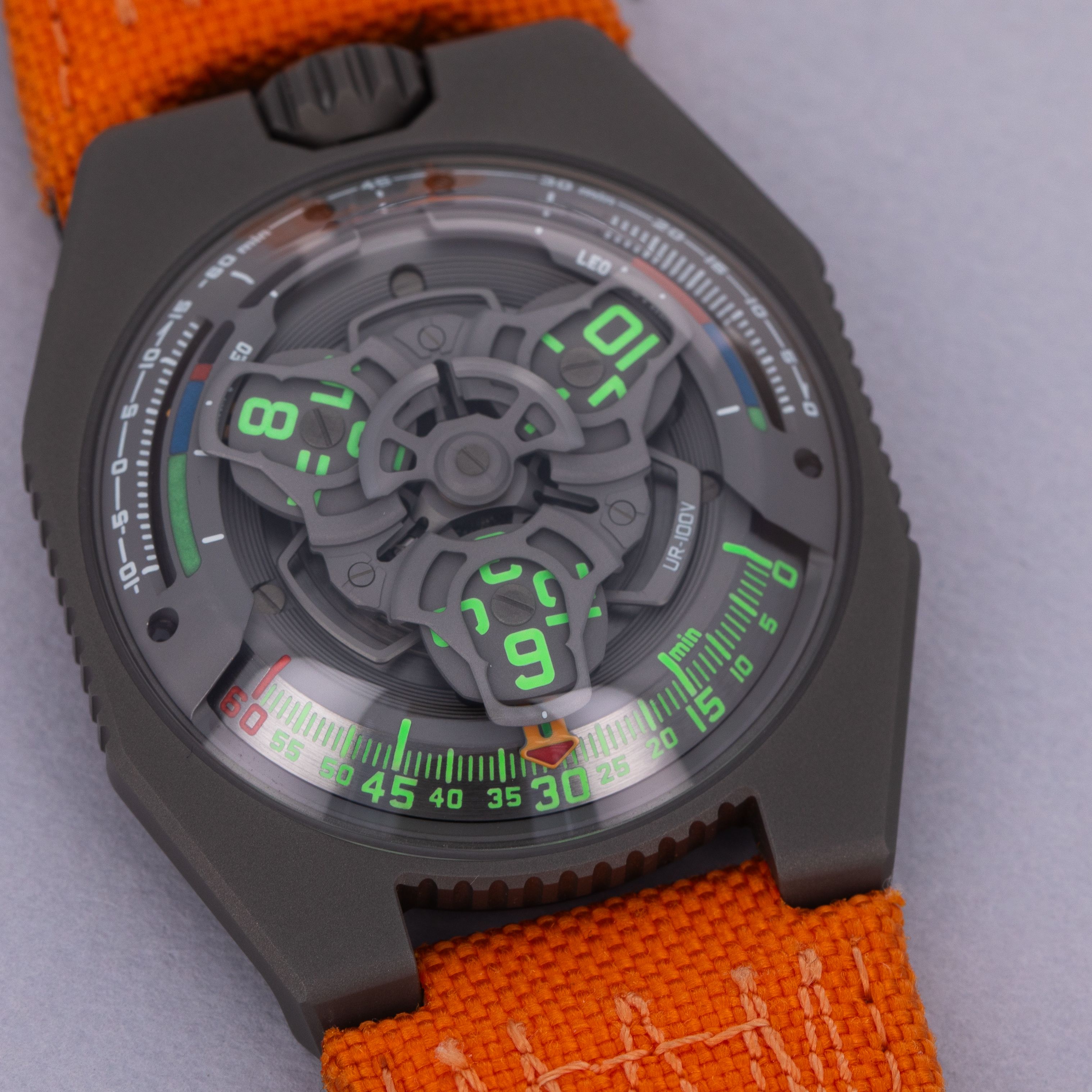 Urwerk UR-100V P.02 Space Time for Collective Horology Gunmetal
