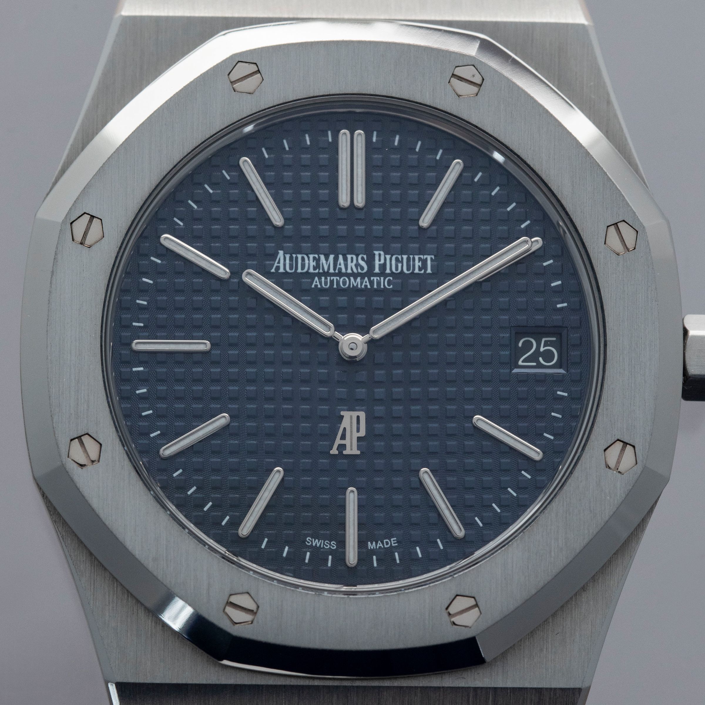 花輝 オーダーページ Audemars Piguet Royal Oak Jumbo Extra-Thin 15202ST | Auctions