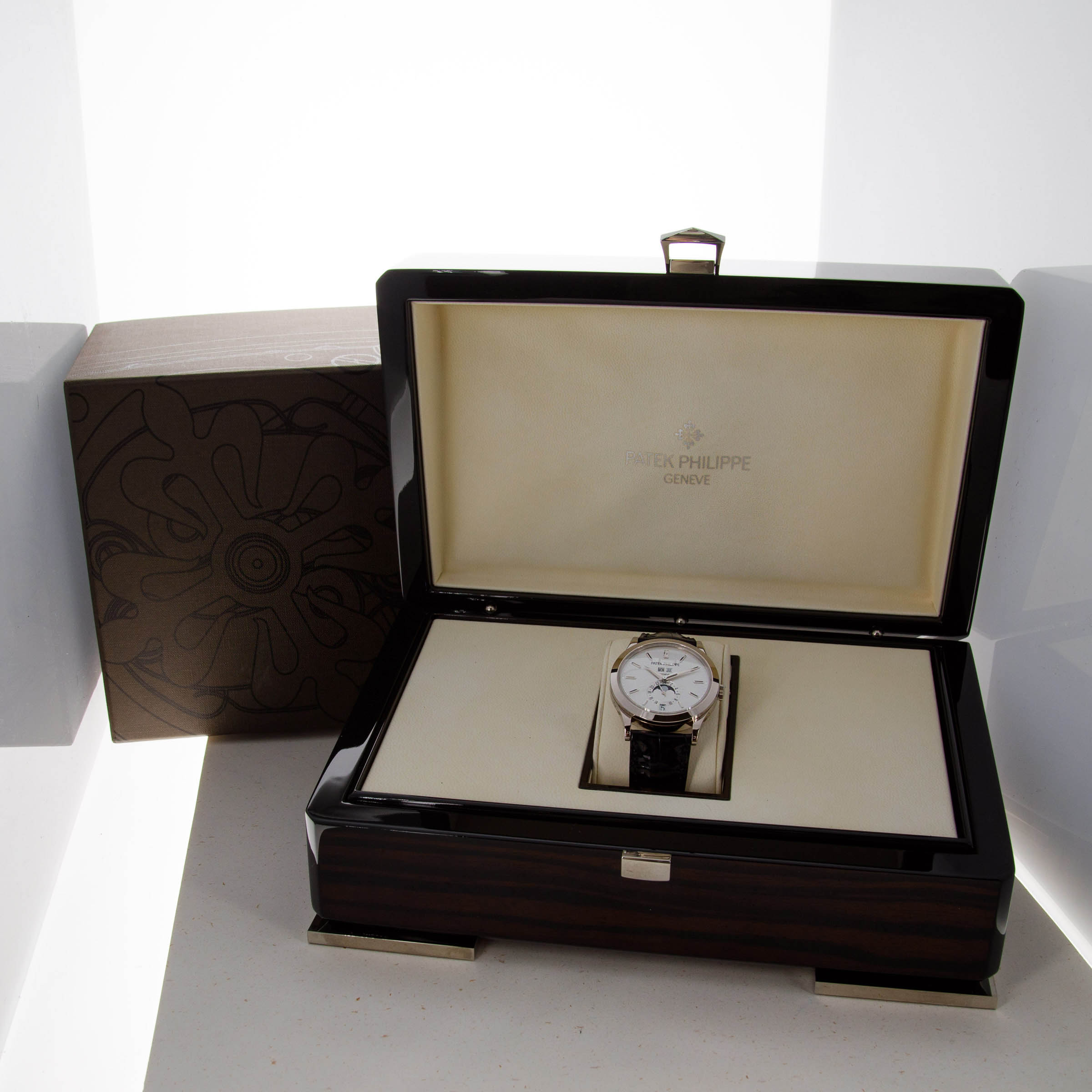 Patek Philippe Annual Calendar 5396G 18K WG | Auctions | Loupe This