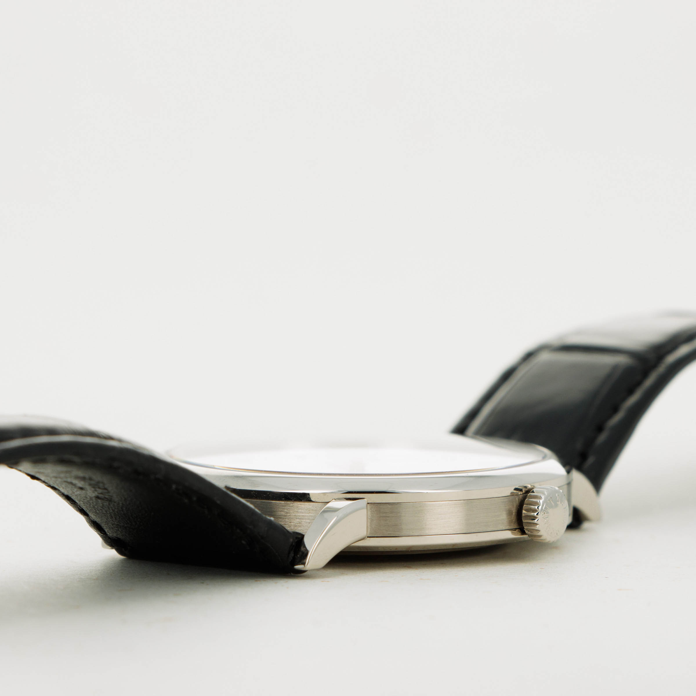 A. Lange & Sohne Saxonia White Gold 216.026 | Auctions | Loupe This