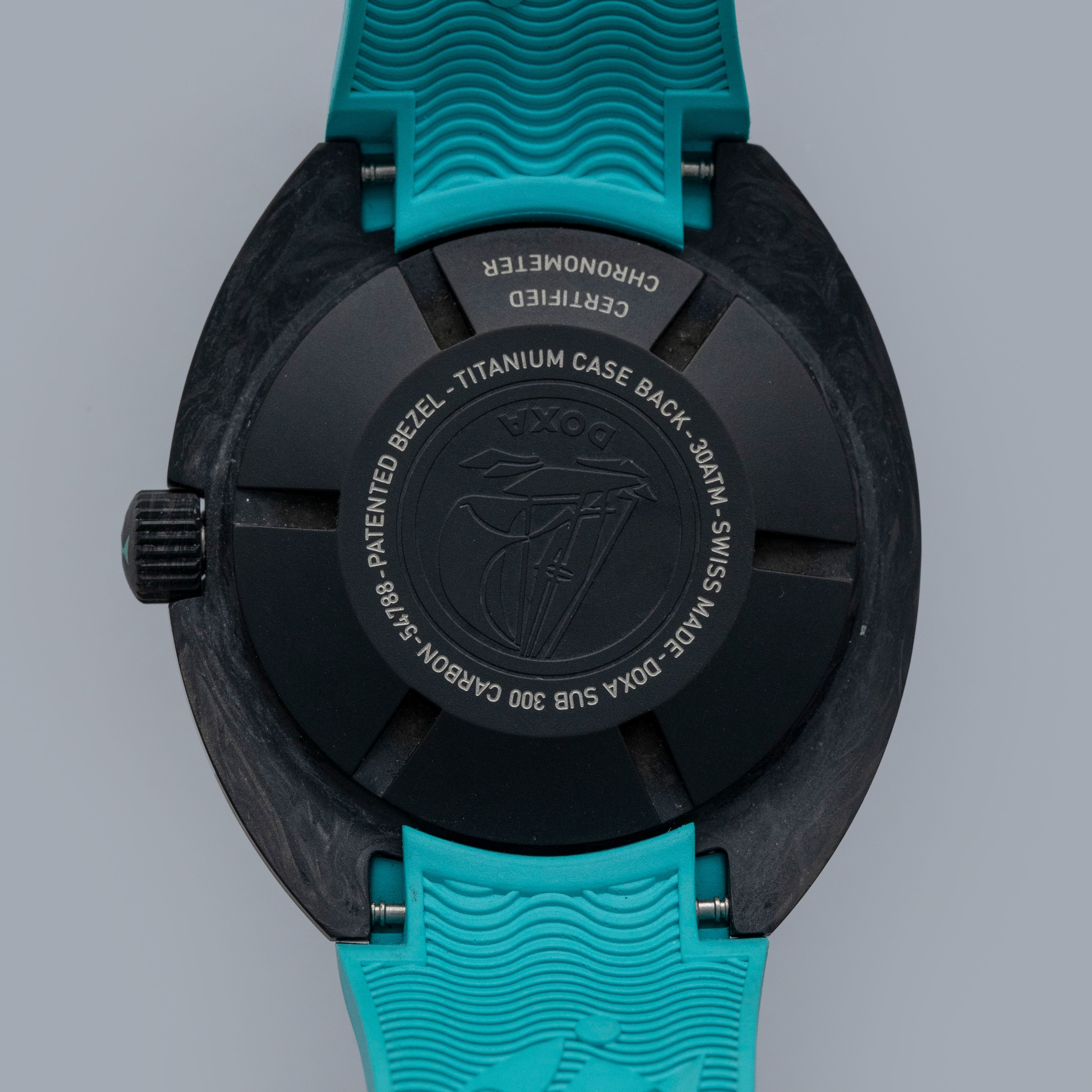 DOXA Sub 300 Aquamarine 822.70.241.25 Carbon | Auctions | Loupe This