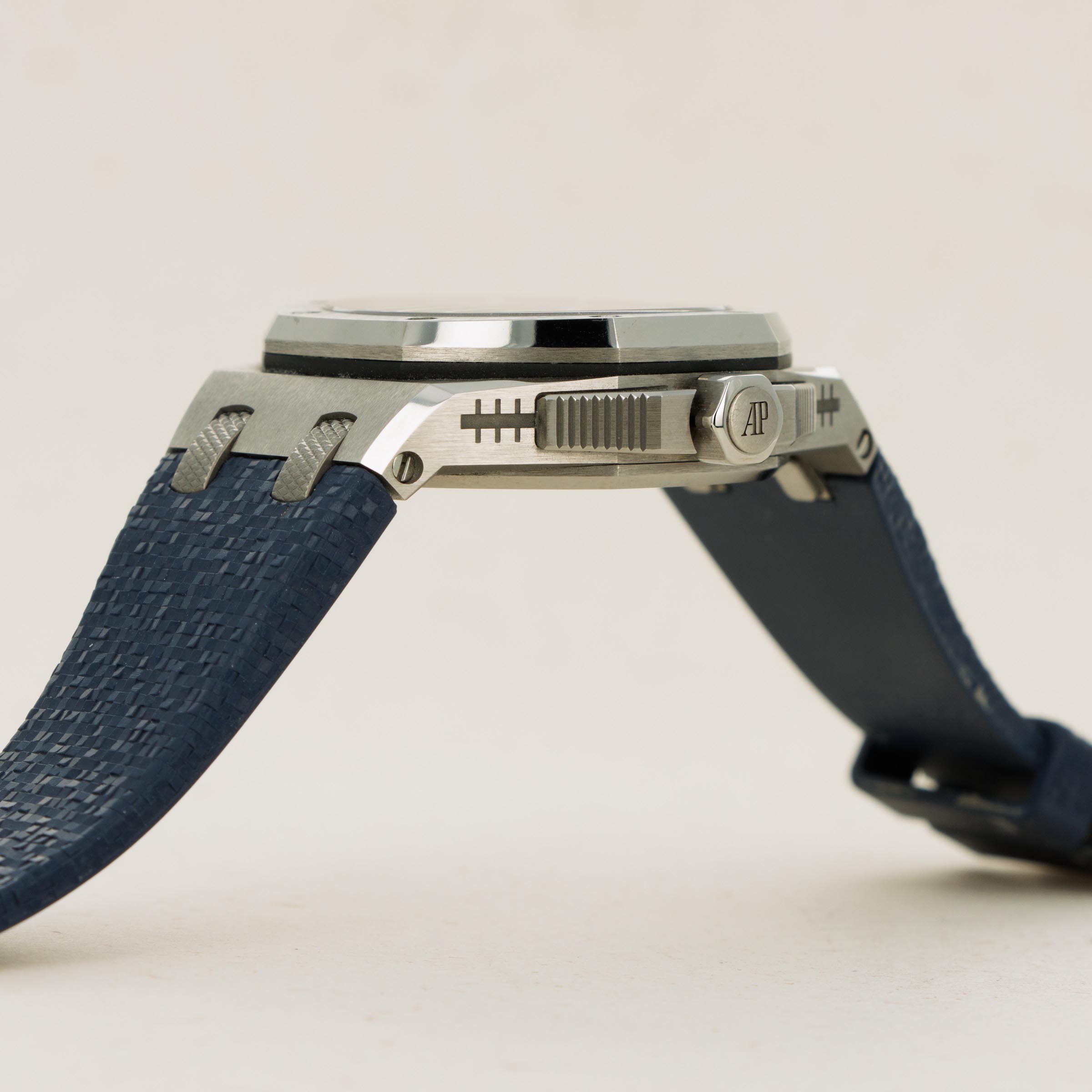 Audemars Piguet Offshore Music Edition Titanium 37mm 77600TI.OO