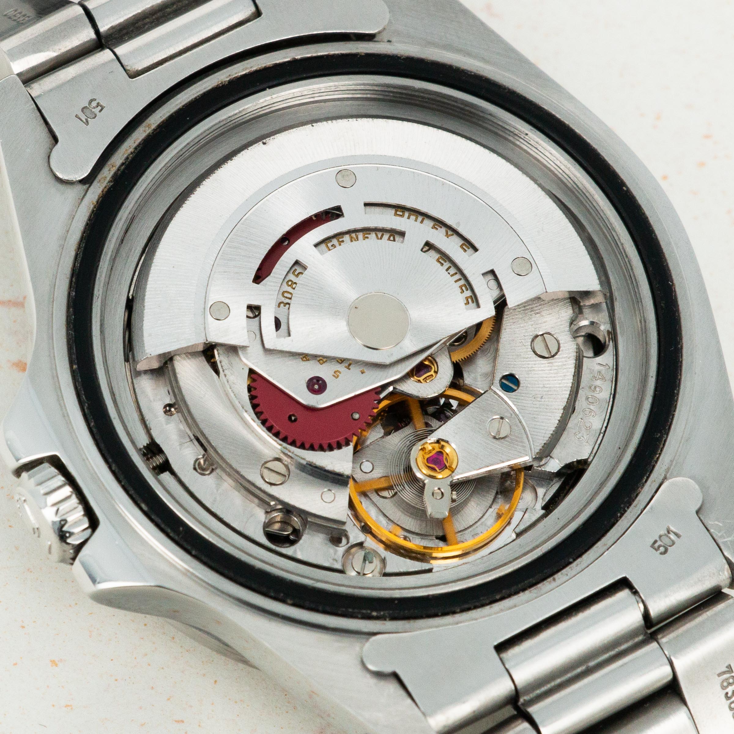 Rolex explorer hot sale 2 movement