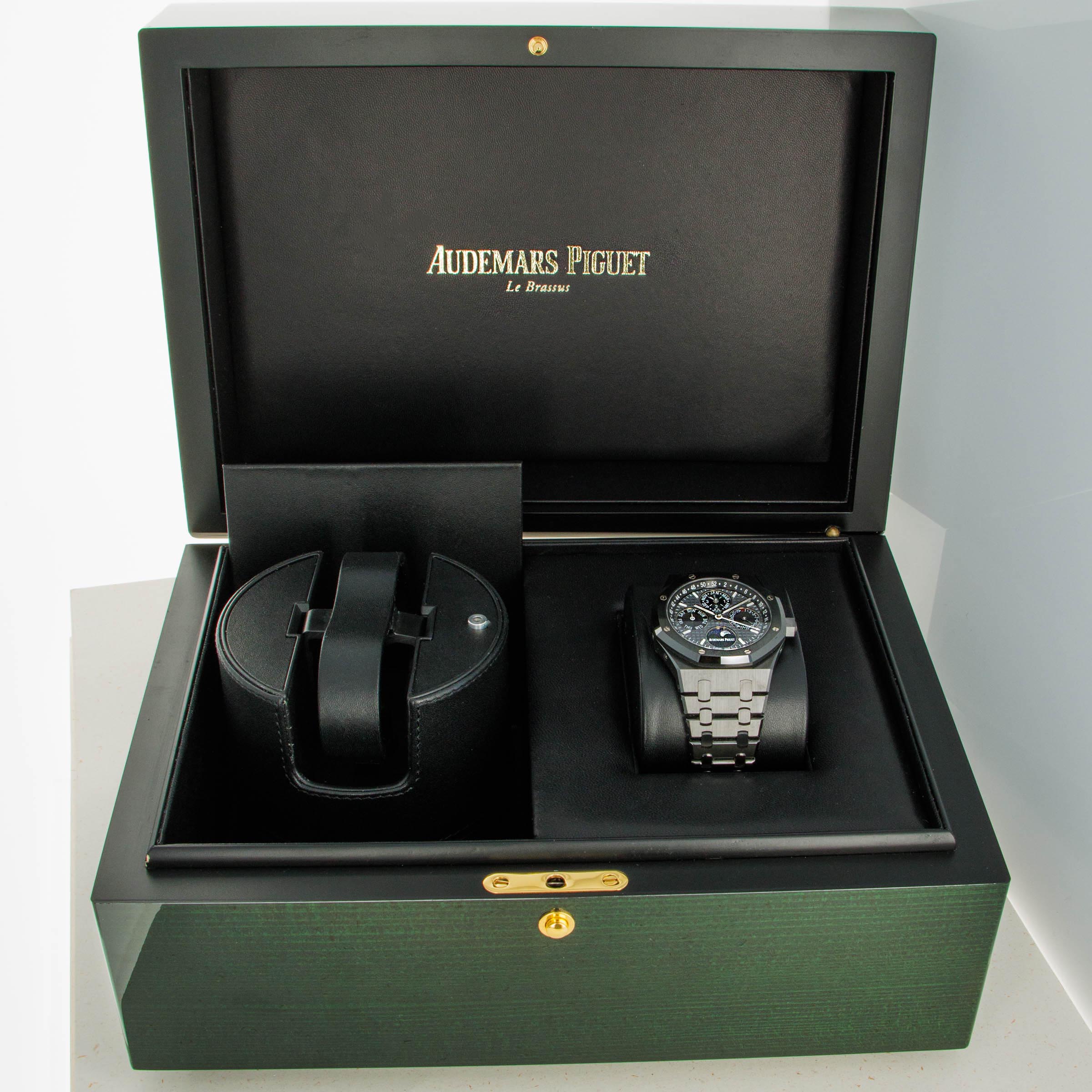 Audemars Piguet 腕時計ケース とクリーナー
