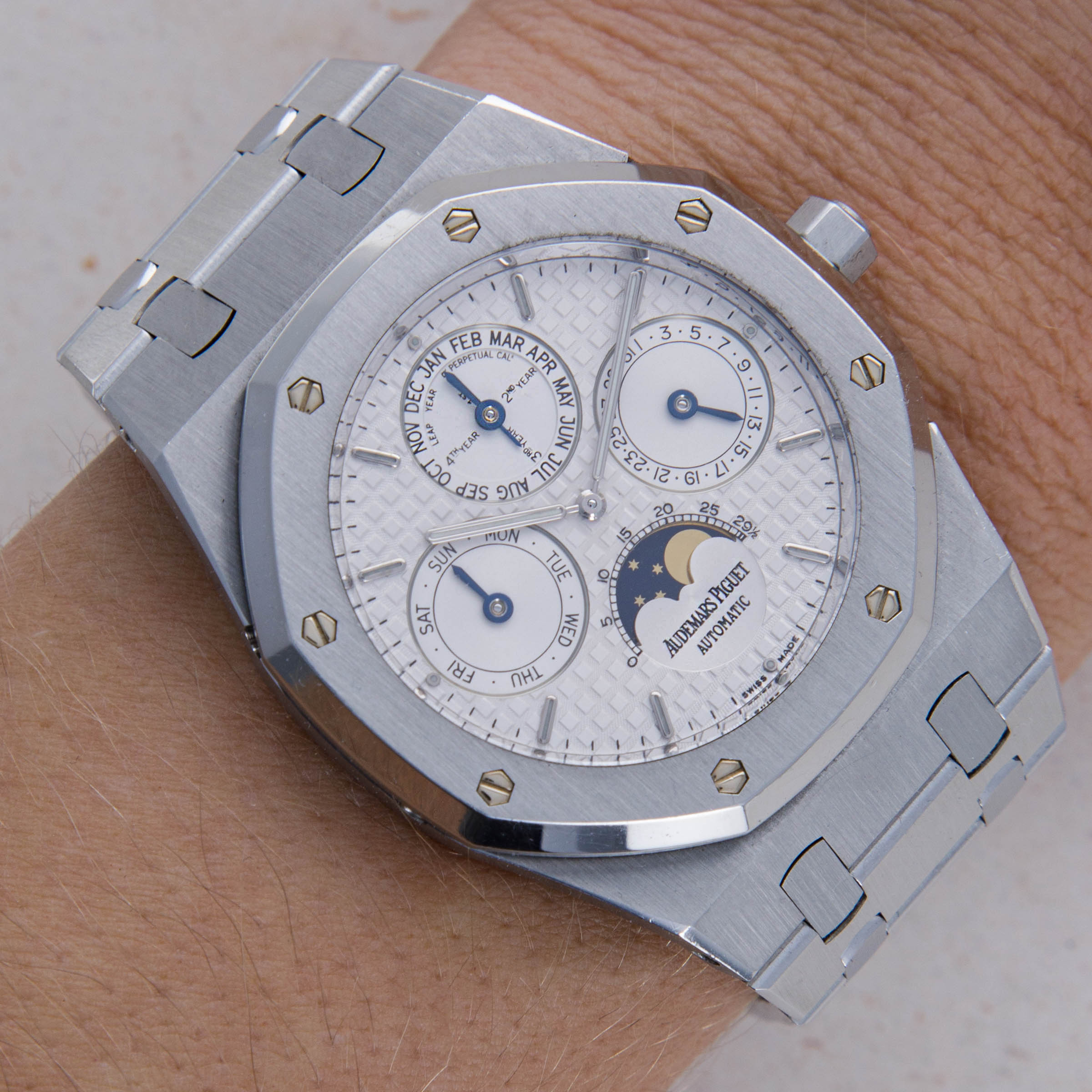 Audemars Piguet Royal Oak Perpetual Calendar White Dial 25820ST