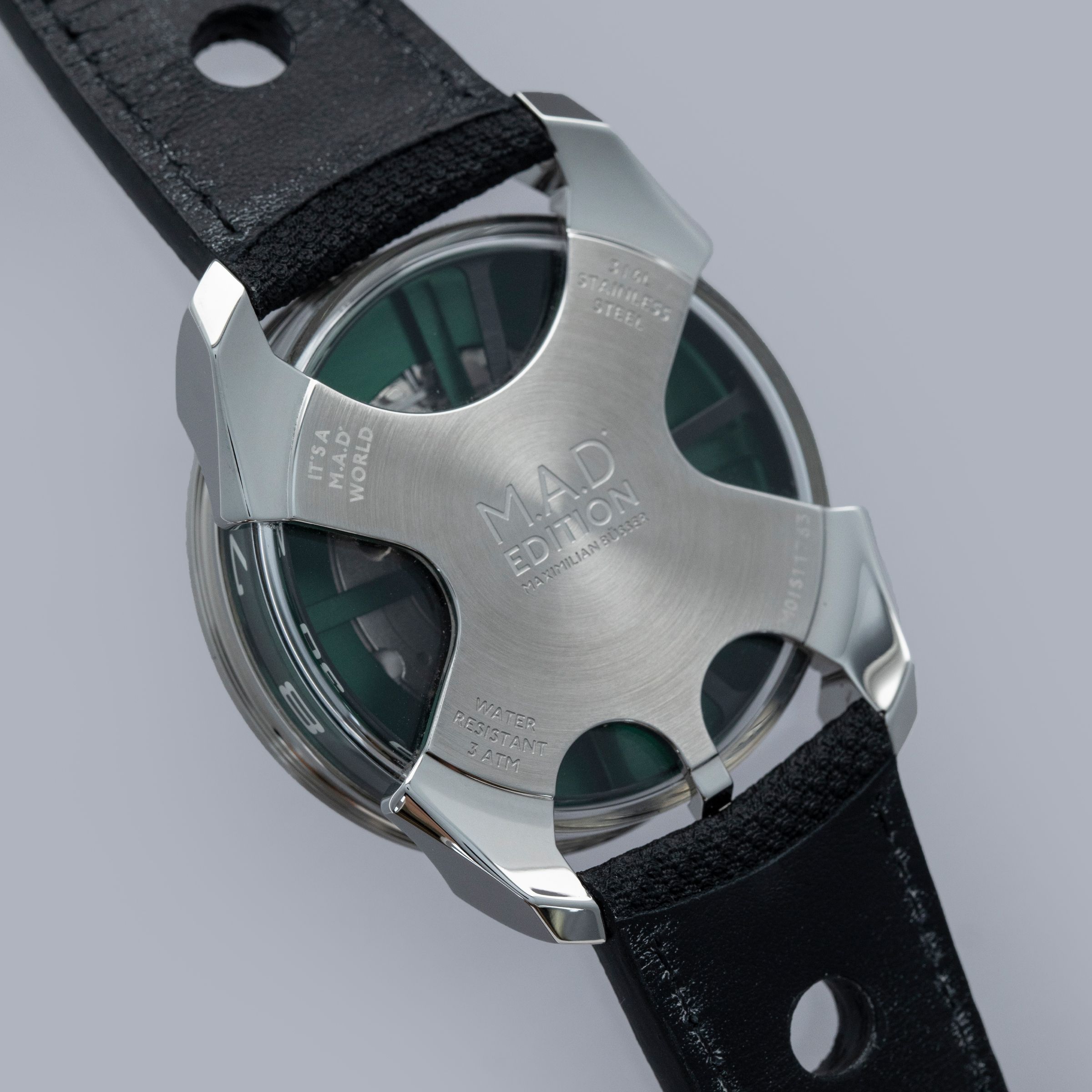 M.A.D. EDITIONS M.A.D. 1 GREEN 