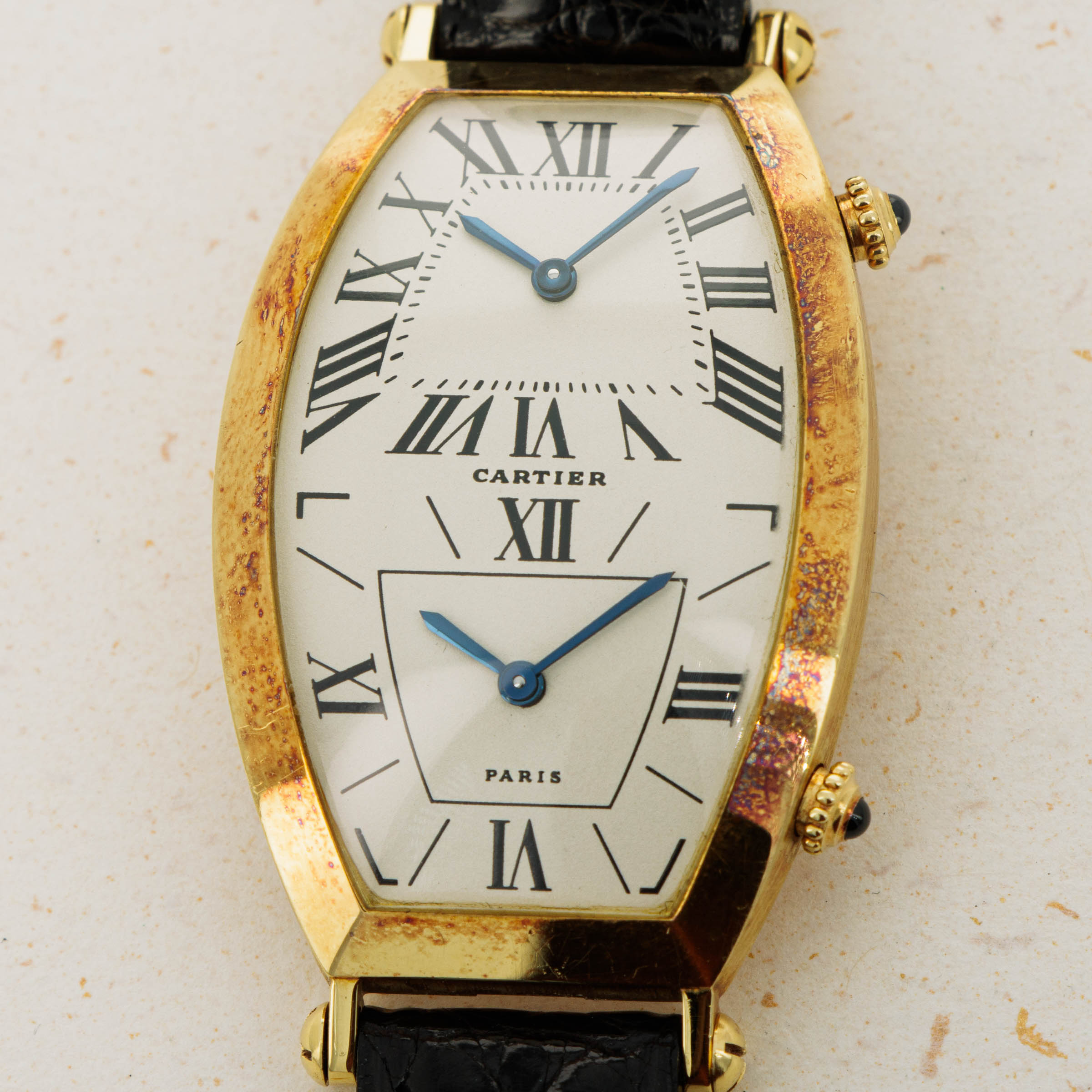 Cartier Paris Dual Time Tonneau Quartz 18k YG Auctions Loupe This