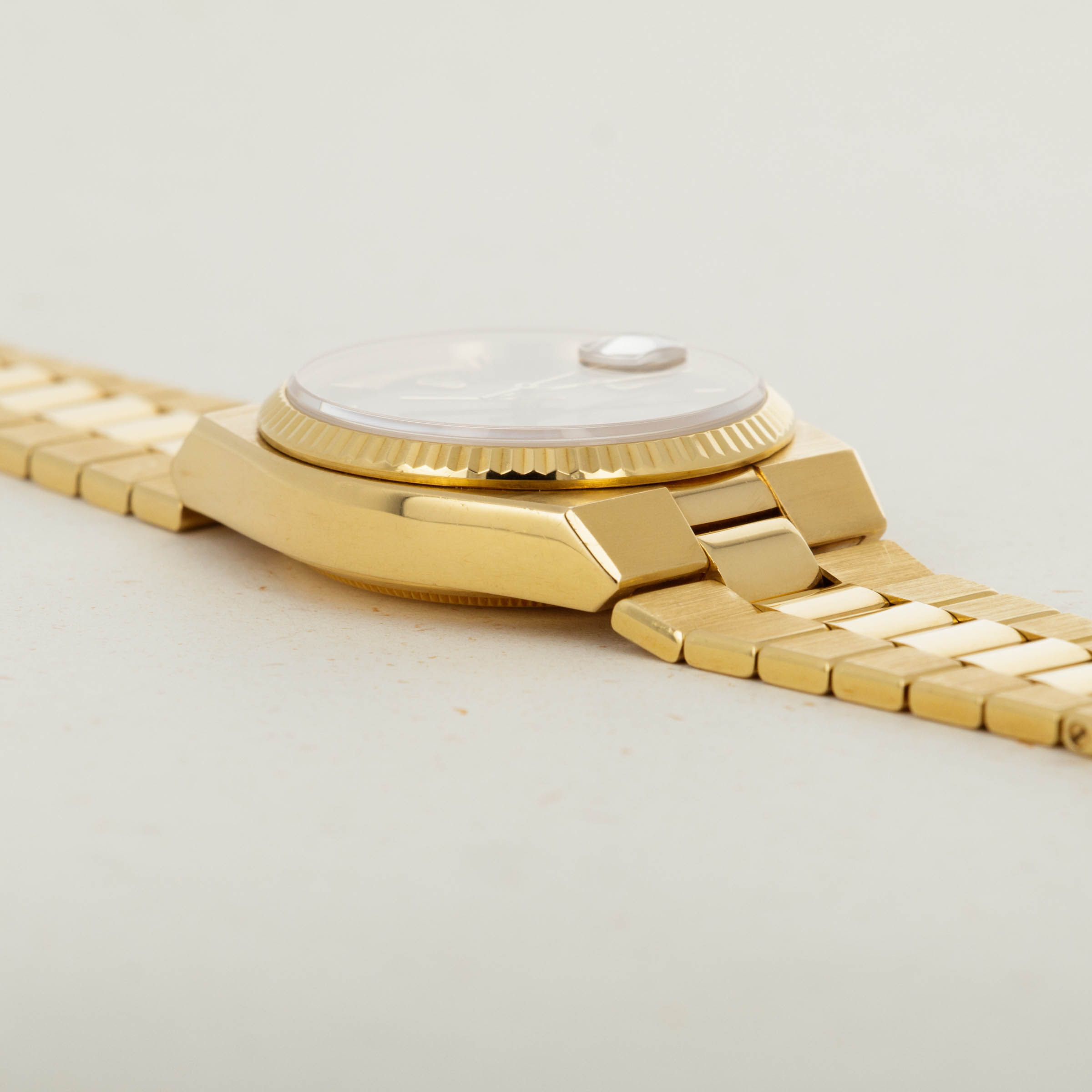 Rolex Day-Date Oysterquartz 19018 Burl Wood Dial | Auctions