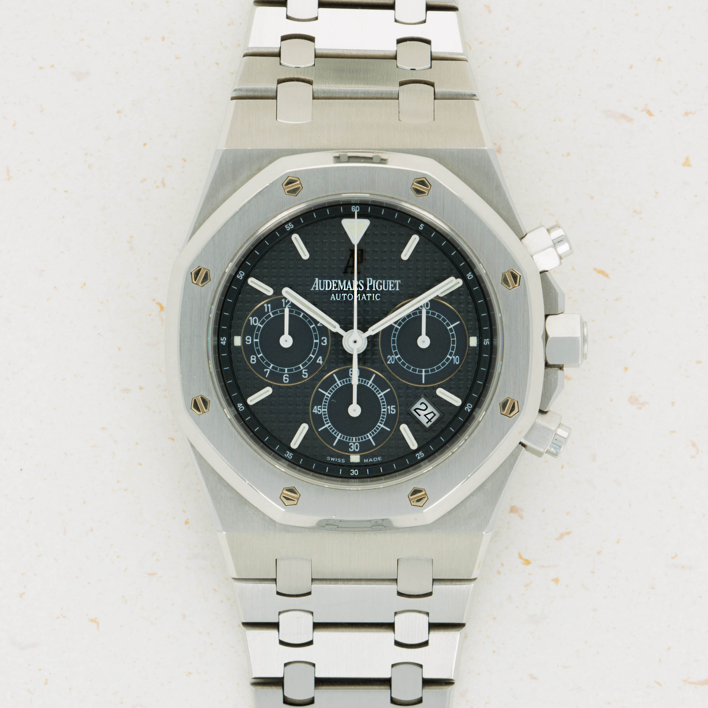 Audemars Piguet Royal Oak Chronograph 25860ST Auctions Loupe This