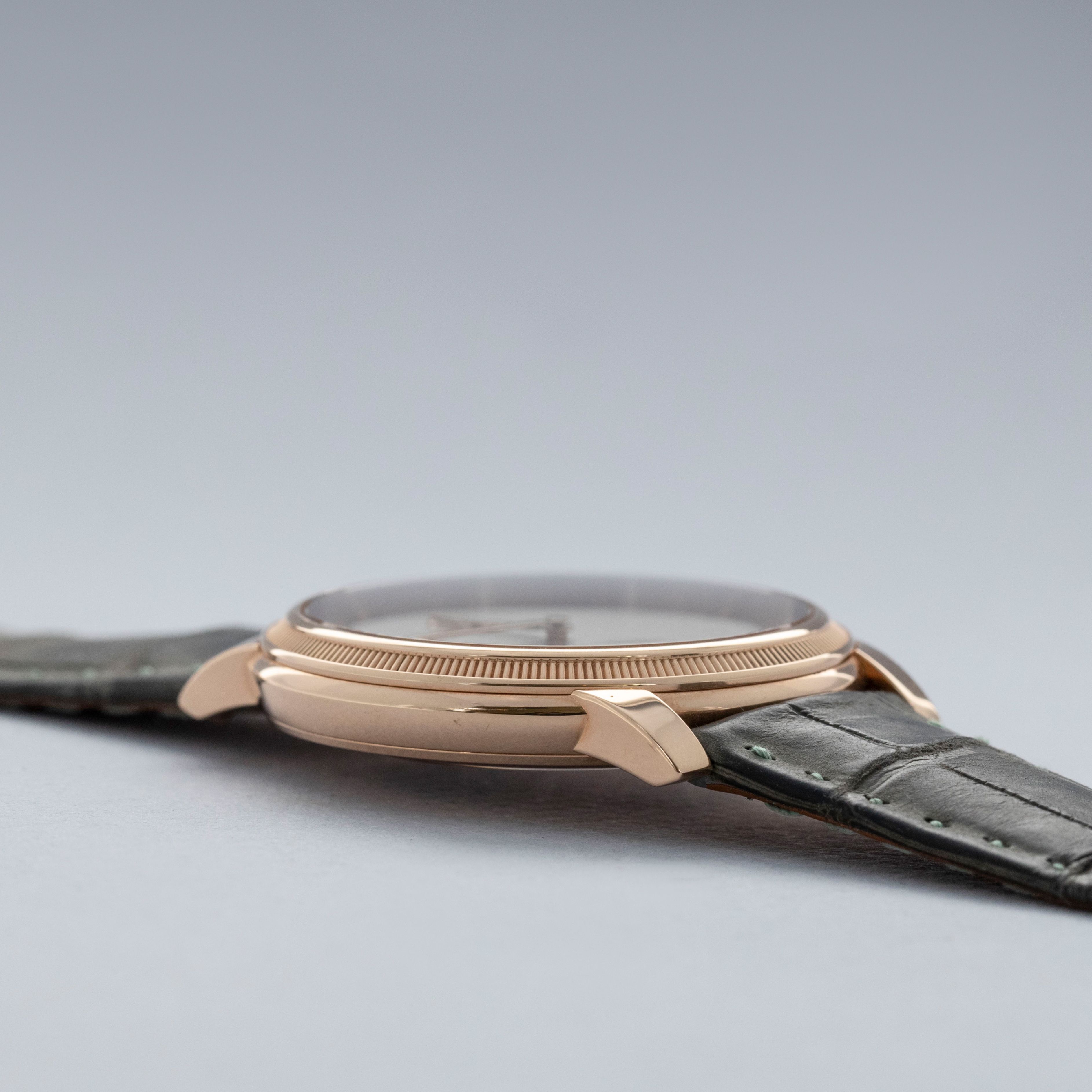 Parmigiani Fleurier Toric Petite Seconde PFC940-2010001-300181-EN