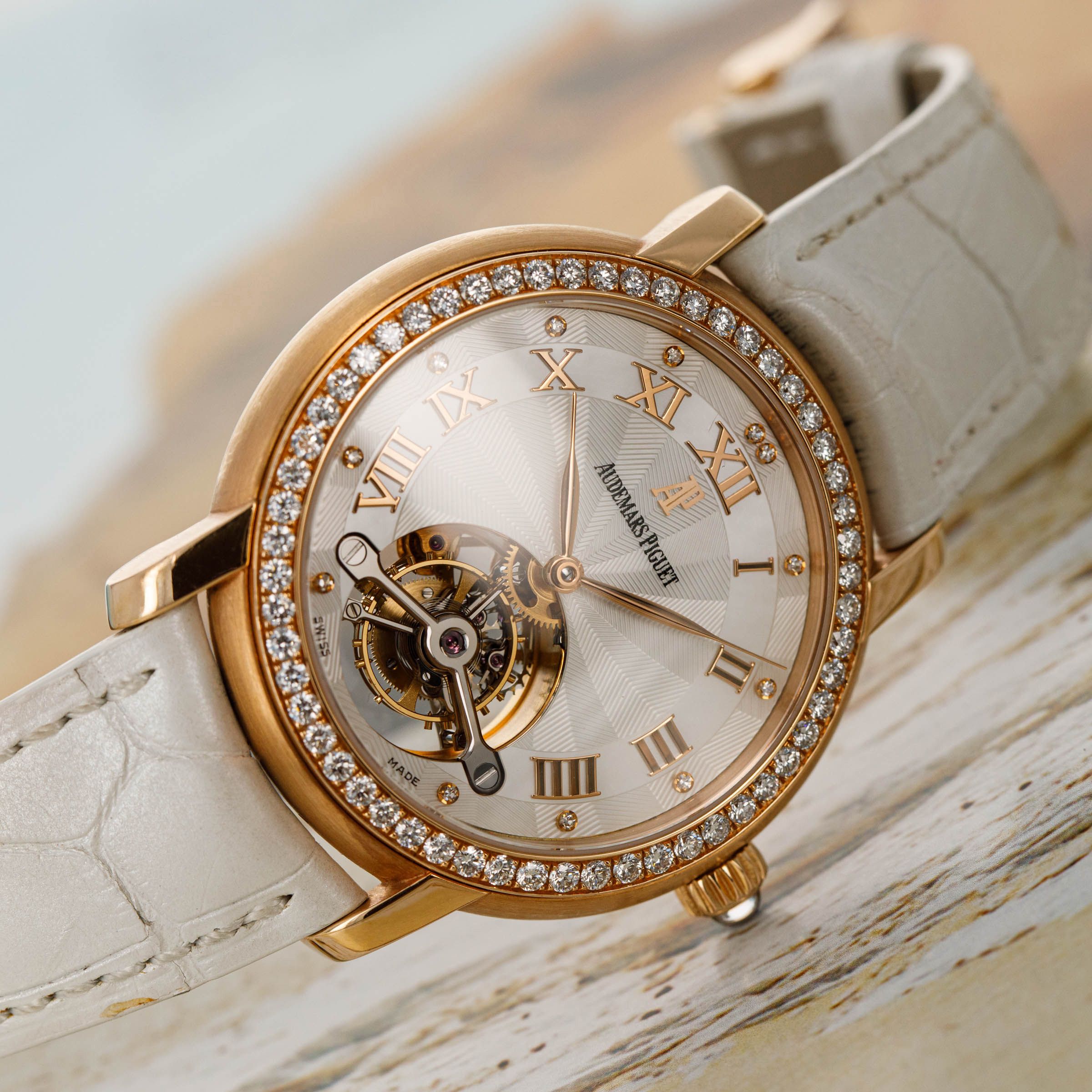 Audemars Piguet ベージュキャッ Audemars Piguet Jules Audemars Tourbillon 26084OR.ZZ.D016CR.01