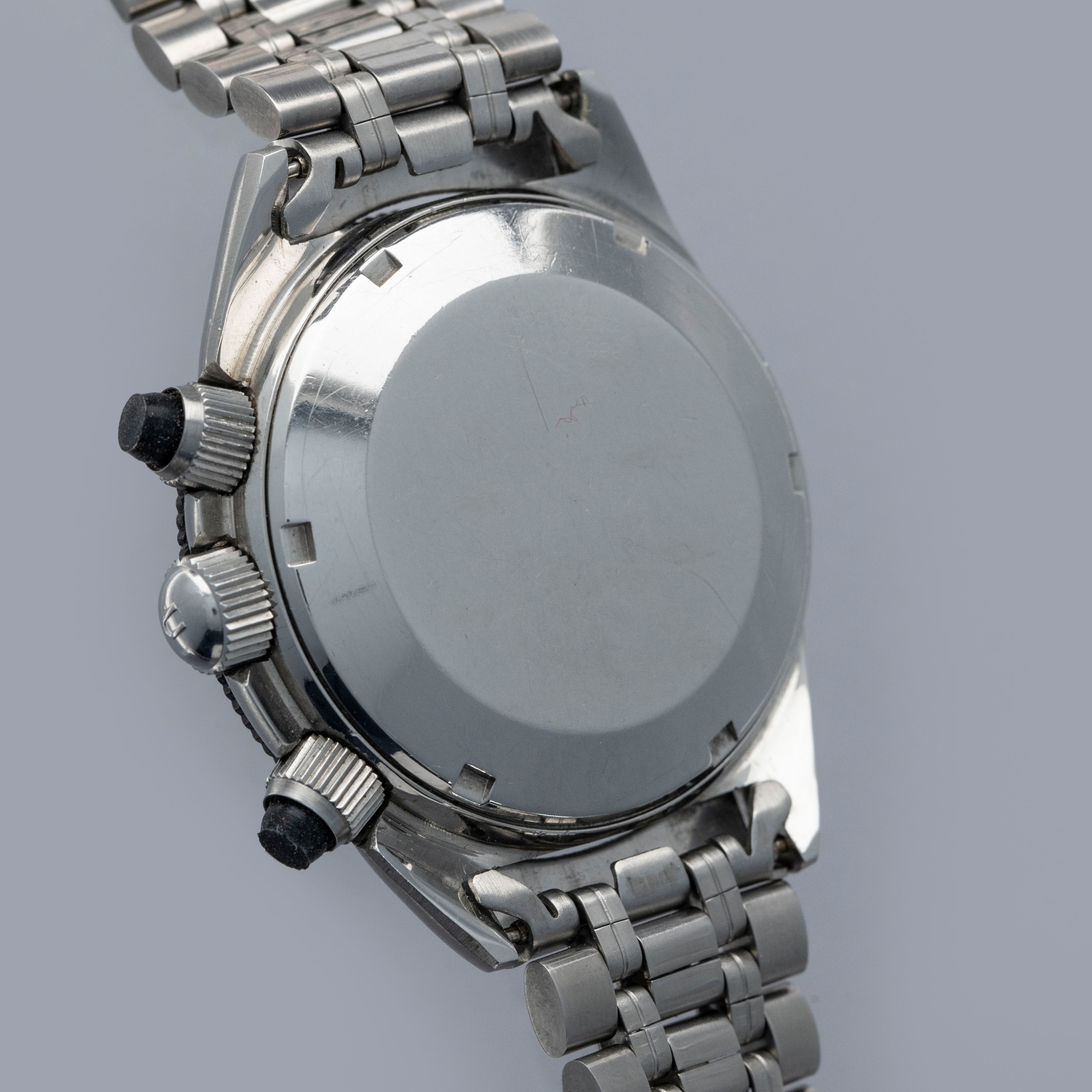Universal Geneve Space-Compax 885104/02 | Auctions | Loupe This