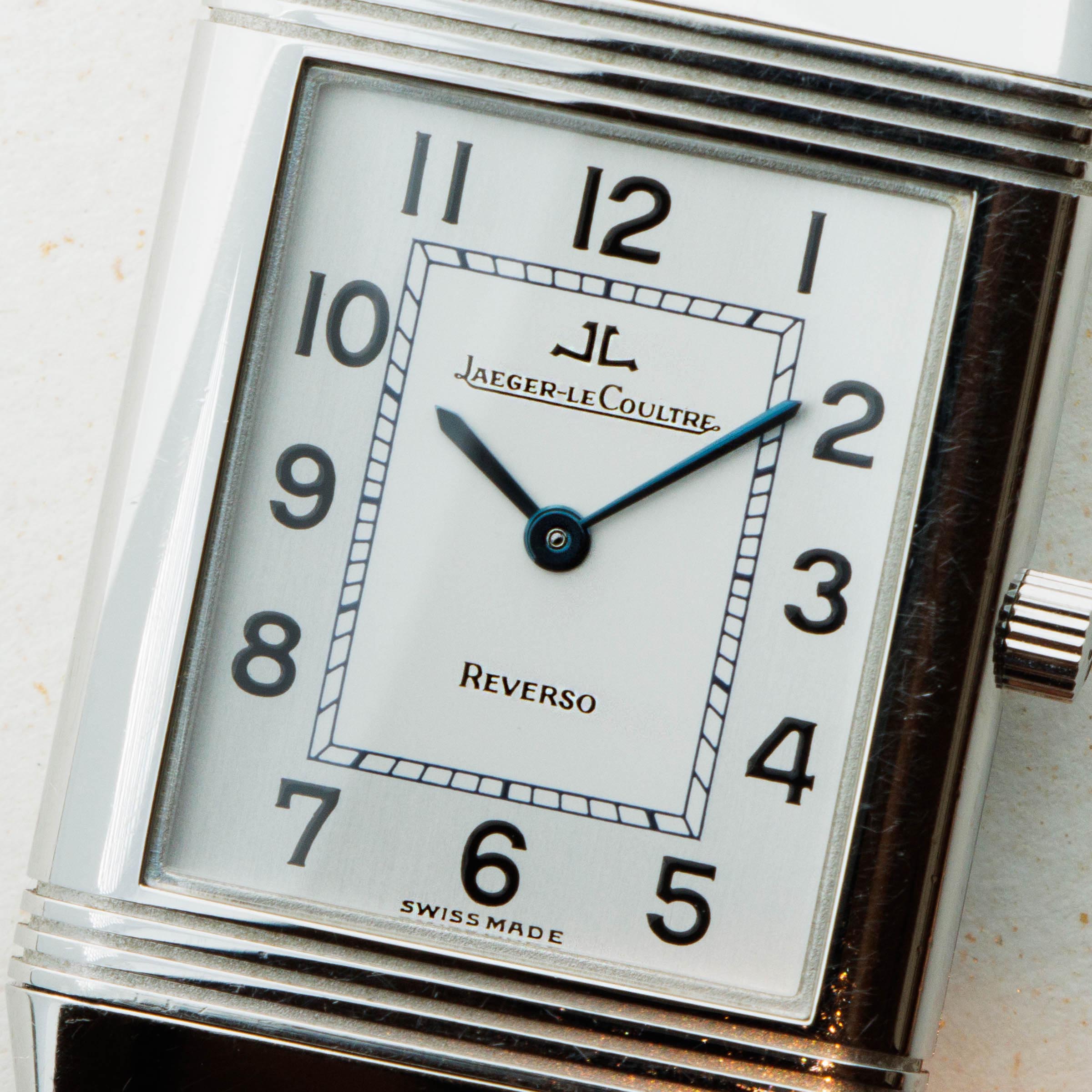 Jaeger LeCoultre Reverso Classique 250.8.86 Auctions Loupe This