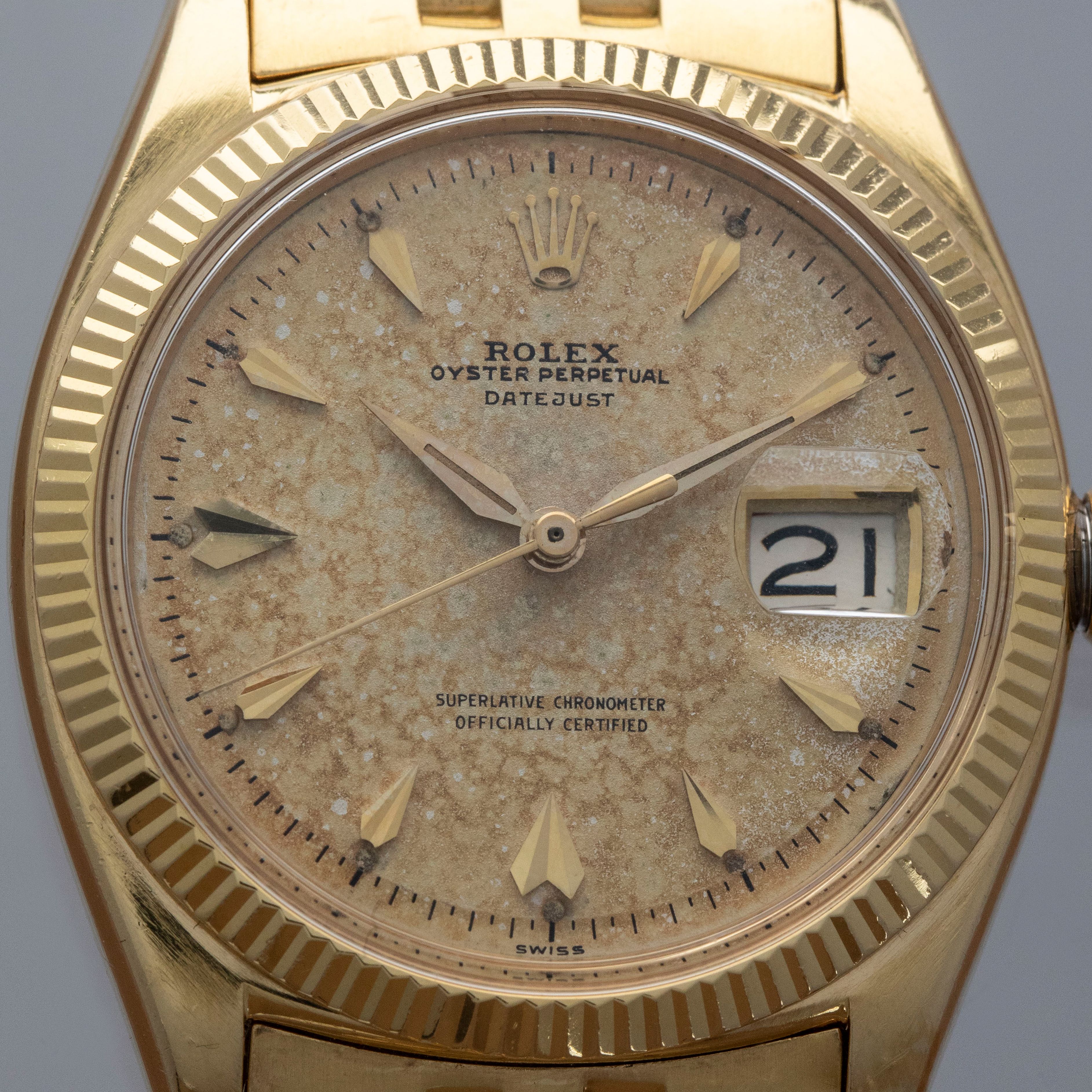 Rolex Datejust 6605 Ovettone 18k YG Full Box and Papers Set